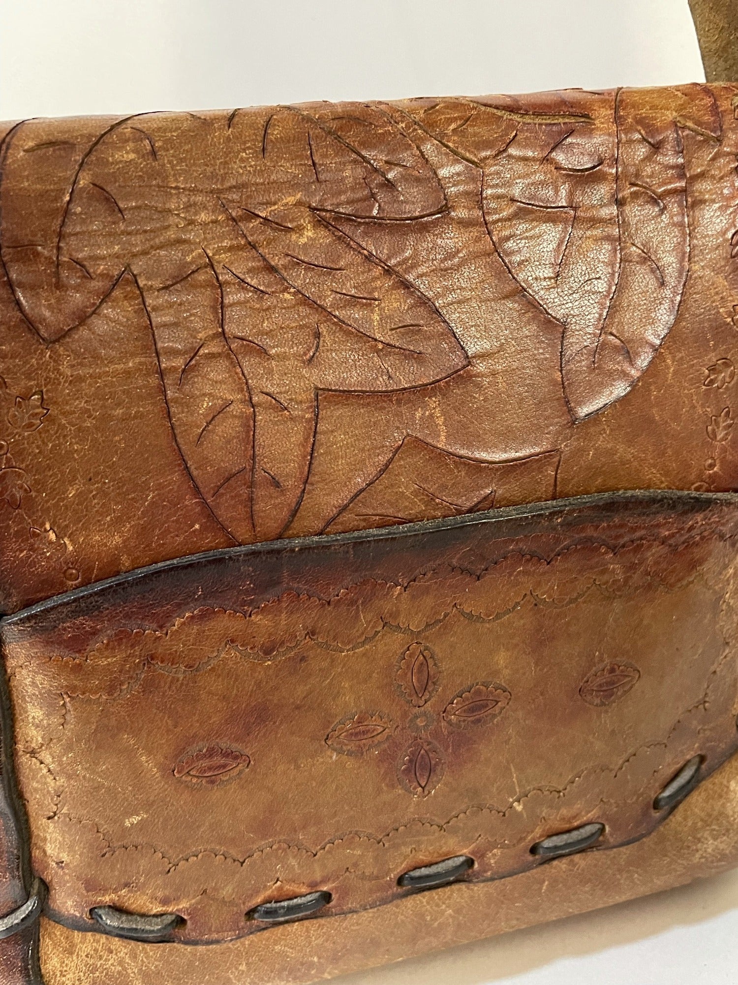 tooled  hippy  hippie  boho  womens bag  womens  vintage  Urban Village Vintage  tan  Shoulder bag  shoulder  Leather  leaf design  handbag  hand bag  embossed  brown  bag  accessories  70s  1970s