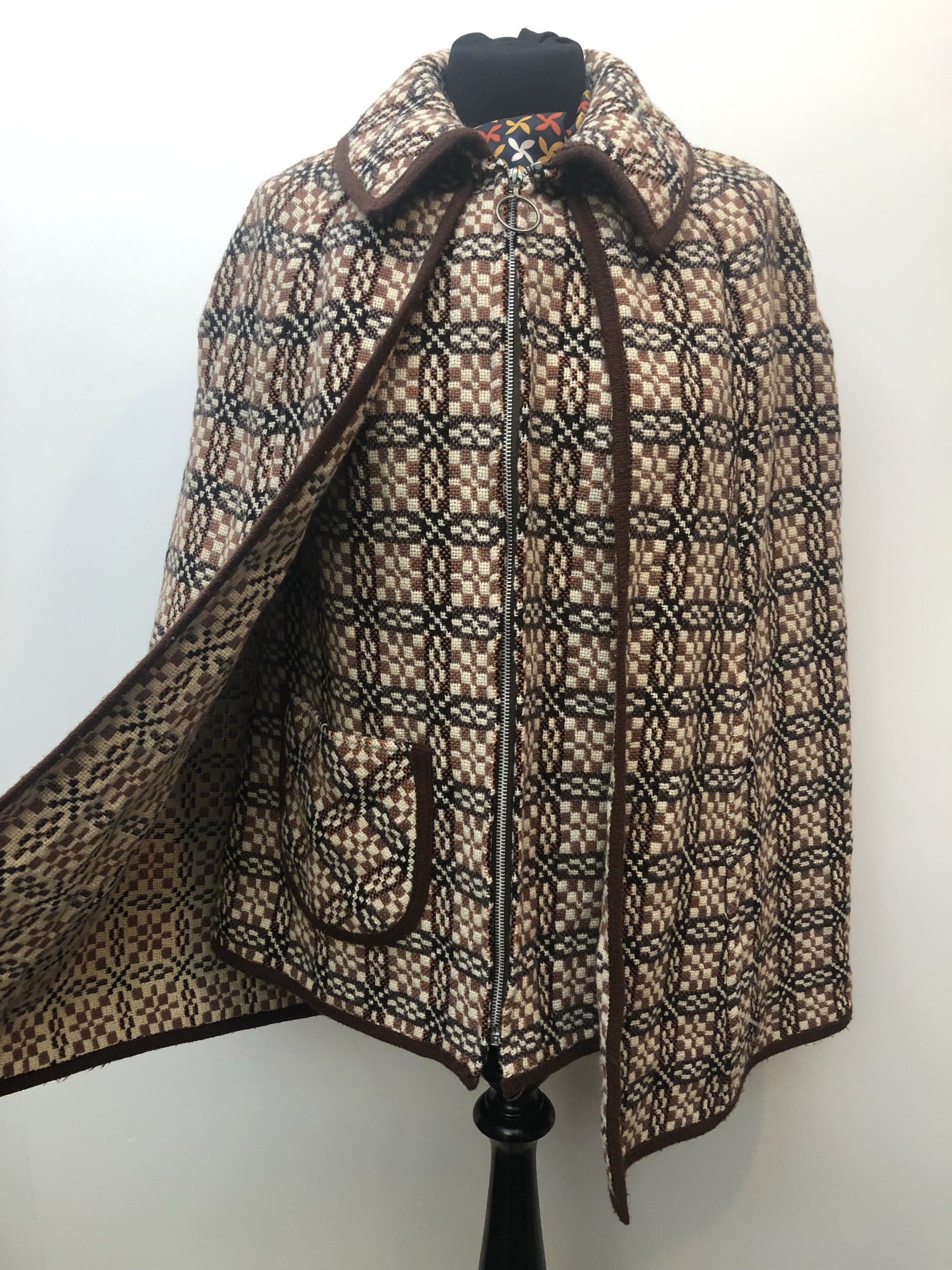 womens  welsh wool  welsh  waistcoat  vintage  two piece  tunic  tapestry  set  MOD  M  green  Gilet  Daffyd Snowdon Design  cape  brown  60s  1960s