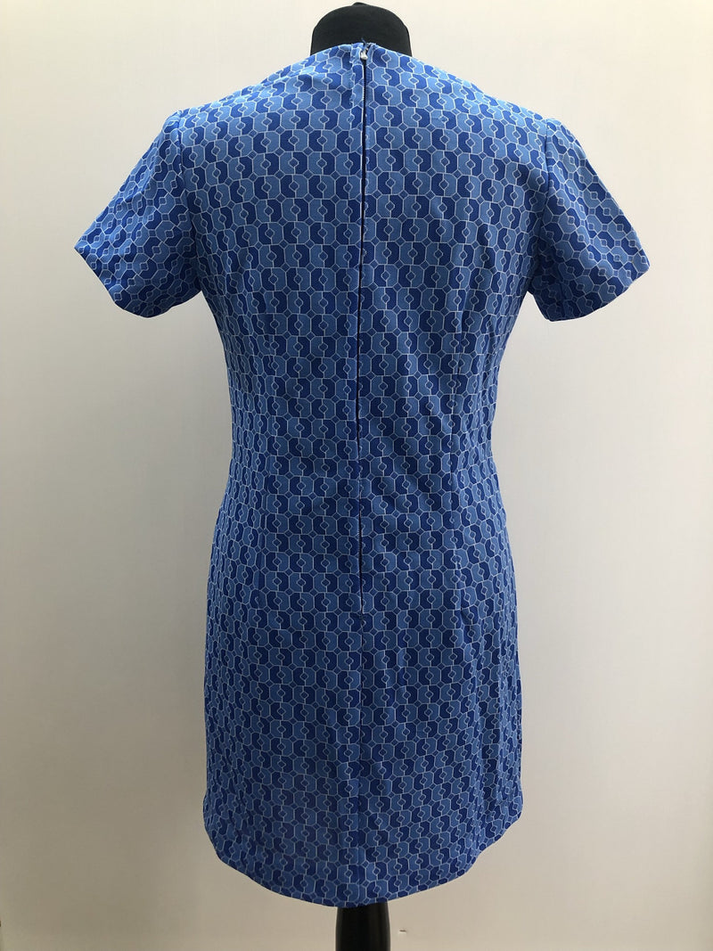 zip back  zip  womens  waist detail  vintage  Urban Village Vintage  urban village  summer  retro  print dress  pockets  patterned dress  MOD  dress  blue  back zip  60s  1960s  10