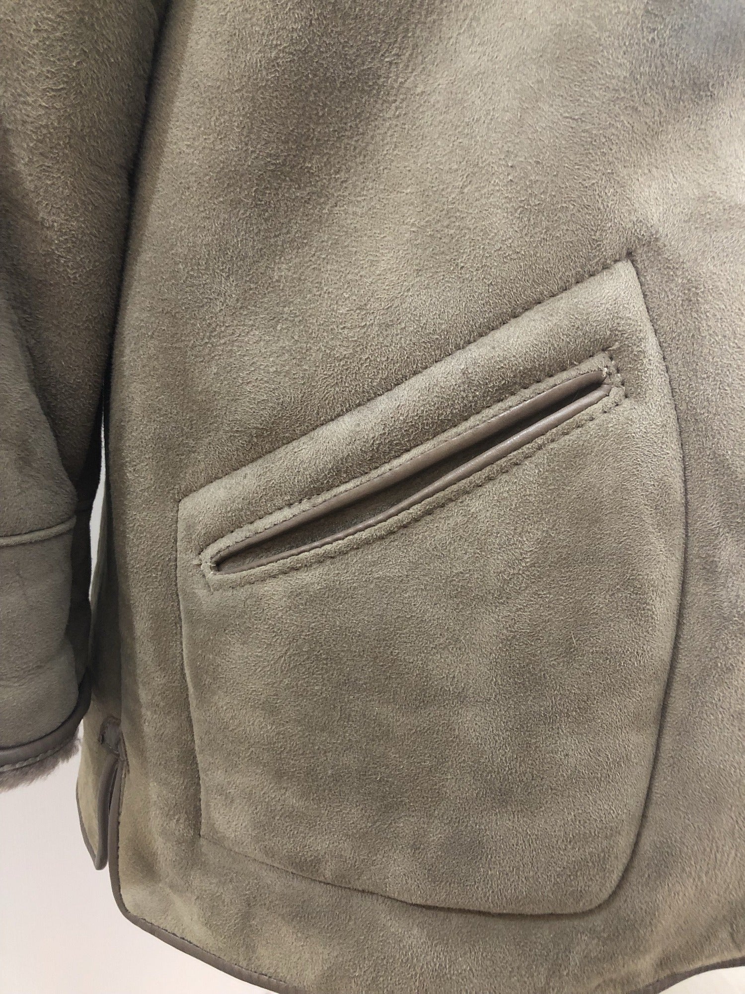 womens  vintage  Urban Village Vintage  urban village  Suede Jacket  Suede  sheepskin collar  Sheepskin  pockets  long sleeve  Jacket  coat  brown  Bailys Glastonbury  70s  1970s  14