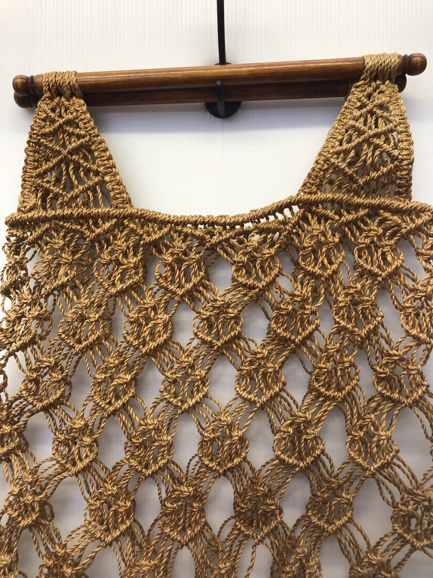 wooden handles  womens bag  womens  vintage  Urban Village Vintage  string shopper  shopper bag  One Size  brown  bag  accessories  70s style  70  1970s