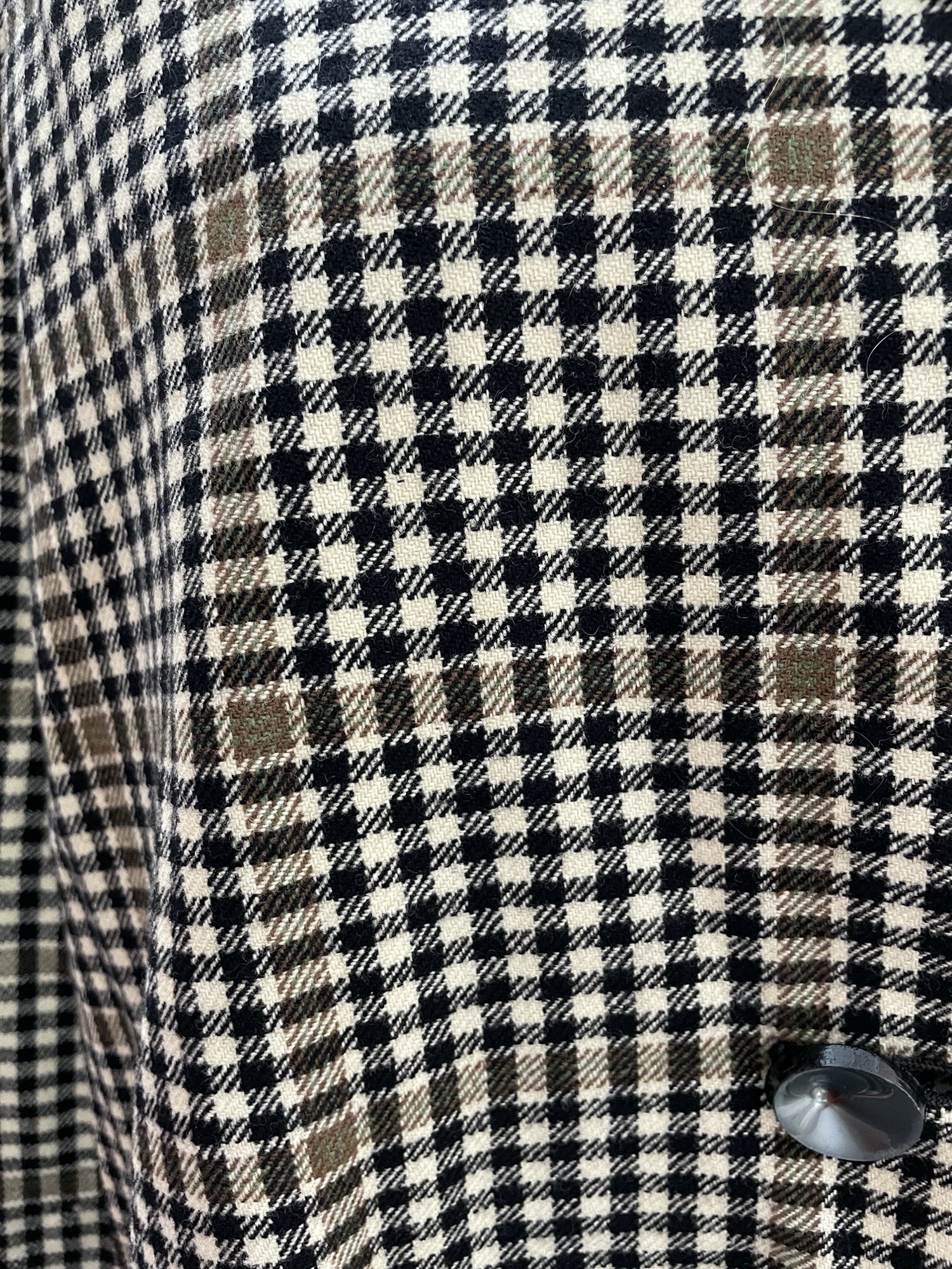 womens  vintage  Urban Village Vintage  urban village  square pattern  pockets  pocket  patterned  pattern  MOD  large check  front pockets  Cotton  collared  collar  checkered  checked  check pattern  check  cape jacket  Cape Coat  cape  button up  button front  button  brown  60s  1960s  14/16  14