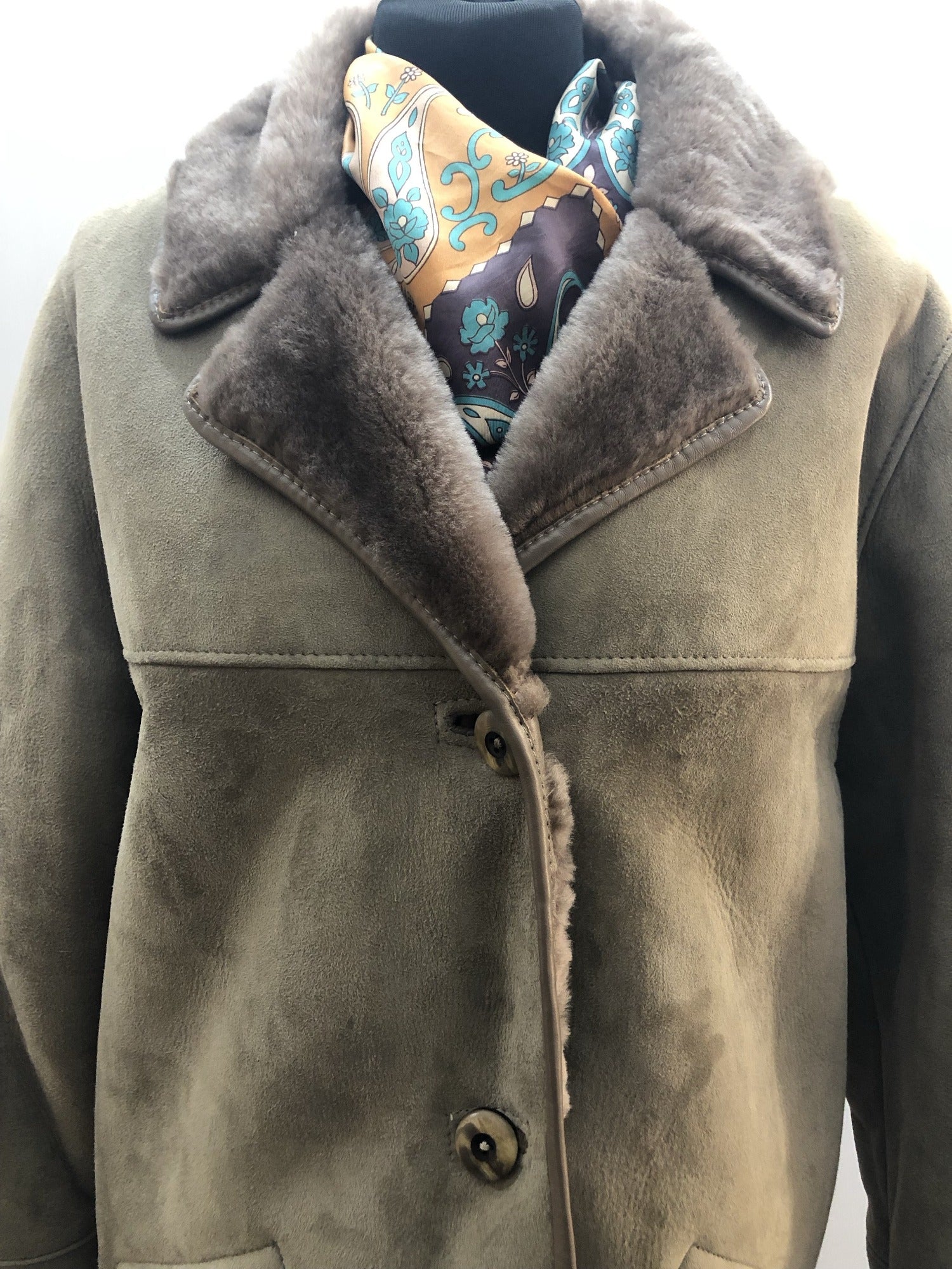 womens  vintage  Urban Village Vintage  urban village  Suede Jacket  Suede  sheepskin collar  Sheepskin  pockets  long sleeve  Jacket  coat  brown  Bailys Glastonbury  70s  1970s  14