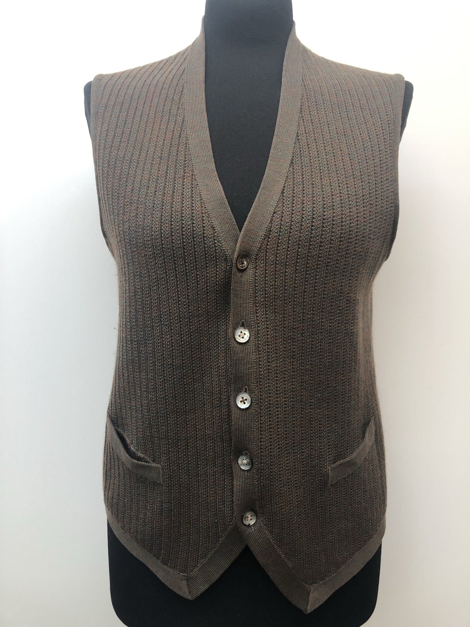 womens  vintage  Urban Village Vintage  stripe hem  S  R.O.K Model  mod  Green  cape  60s  1960s