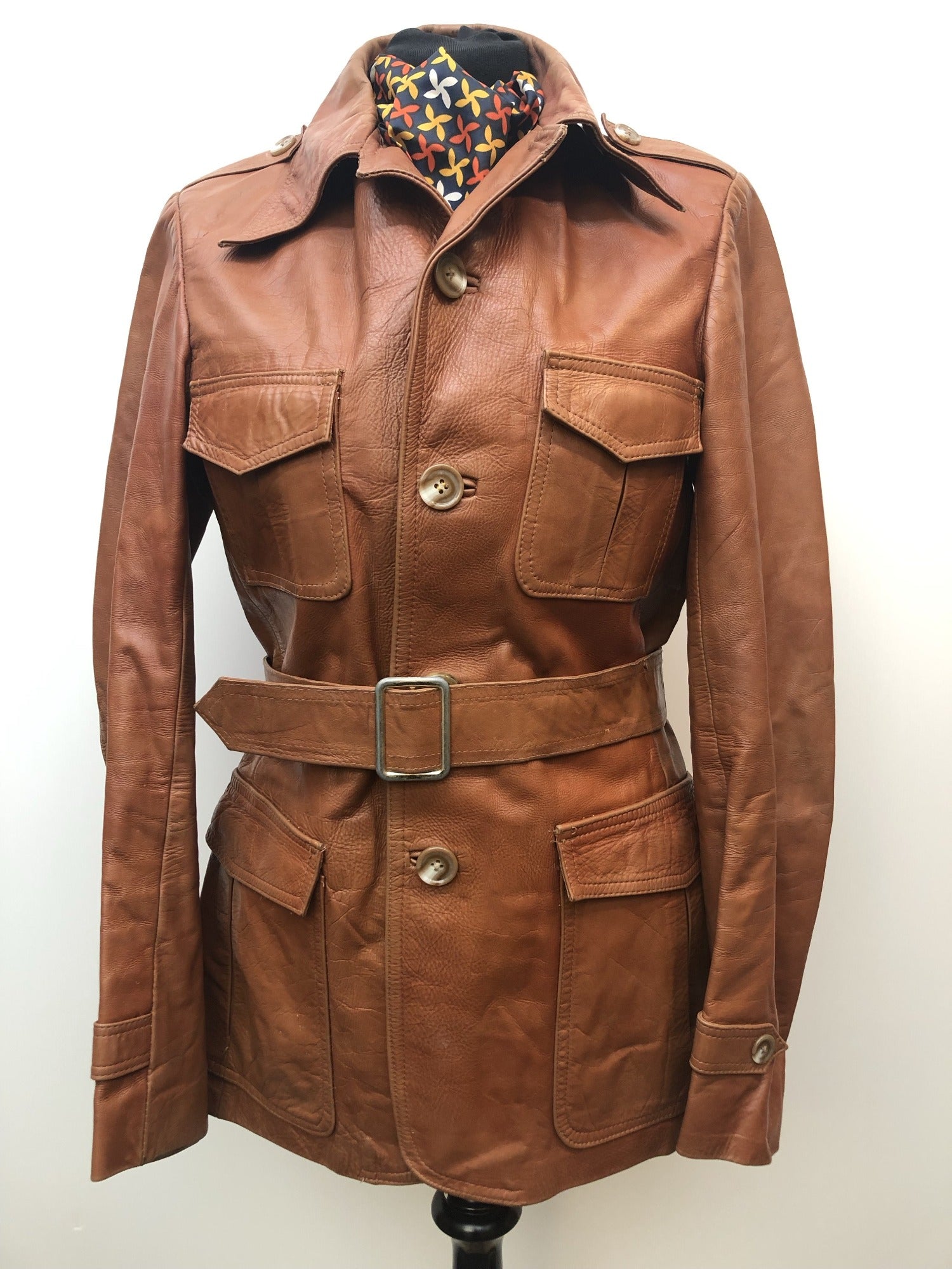 womens  waist belt  vintage  Urban Village Vintage  tan  safari style  Safari jacket  safari  Leather Jacket  Leather  brown  Artex  70s  1970s  10
