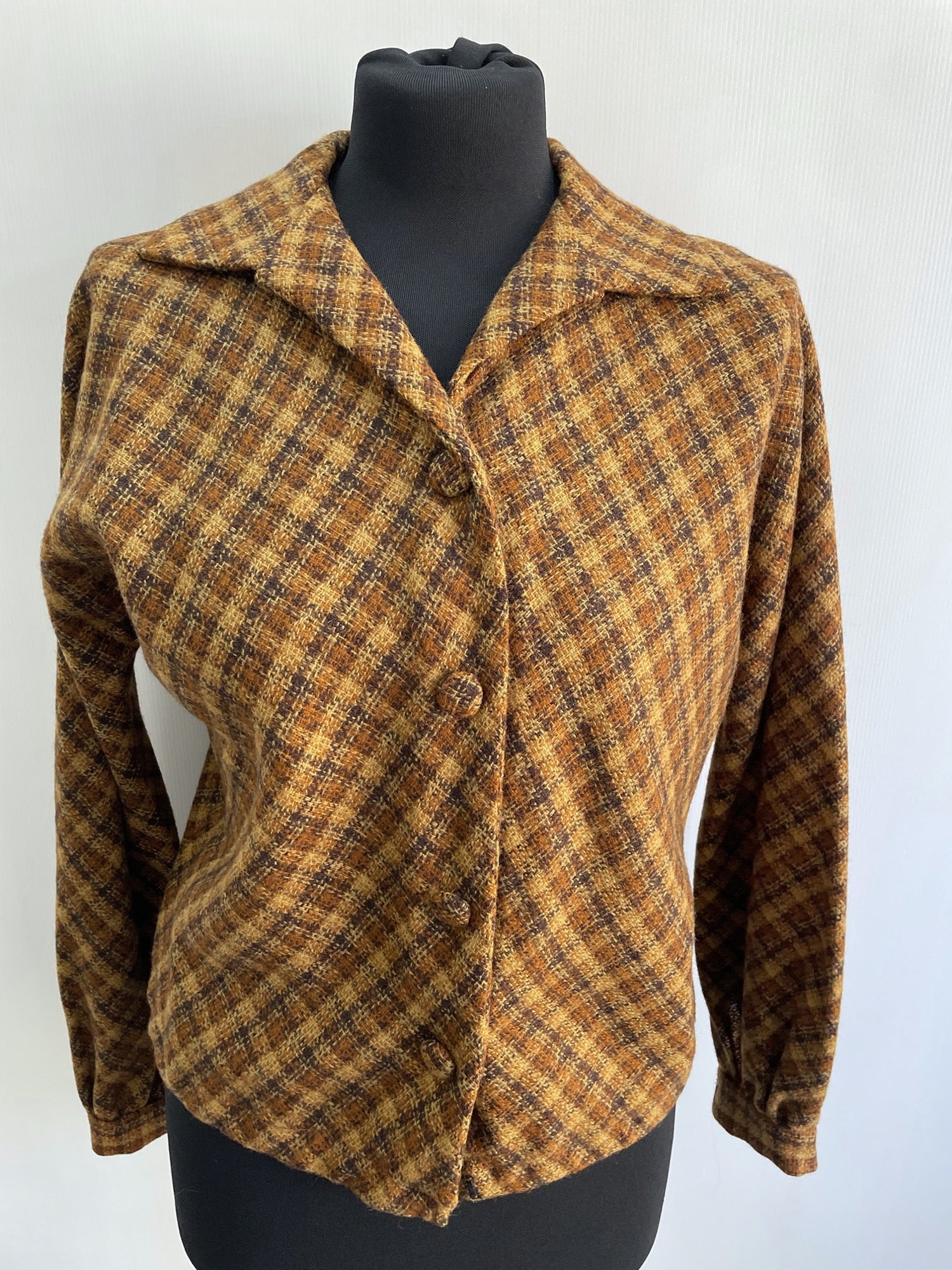 womens  vintage  Urban Village Vintage  urban village  long sleeve  lightweight jacket  lightweight  cropped  crop jacket  collared  collar  checkered  checked  check jacket  check  cardigan  brown  big collar  50s style  50s  50  1950s  14
