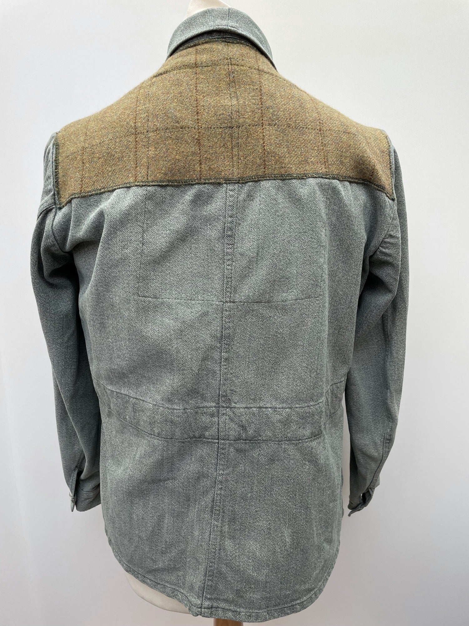 yolks  workwear  vintage  Urban Village Vintage  urban village  Tweed  retro  mens  M  long sleeve  lightweight denim  Jacket  hagg arts  drawstring  denim shirt  Denim jacket  denim  collar  button down  button  blue  big collar
