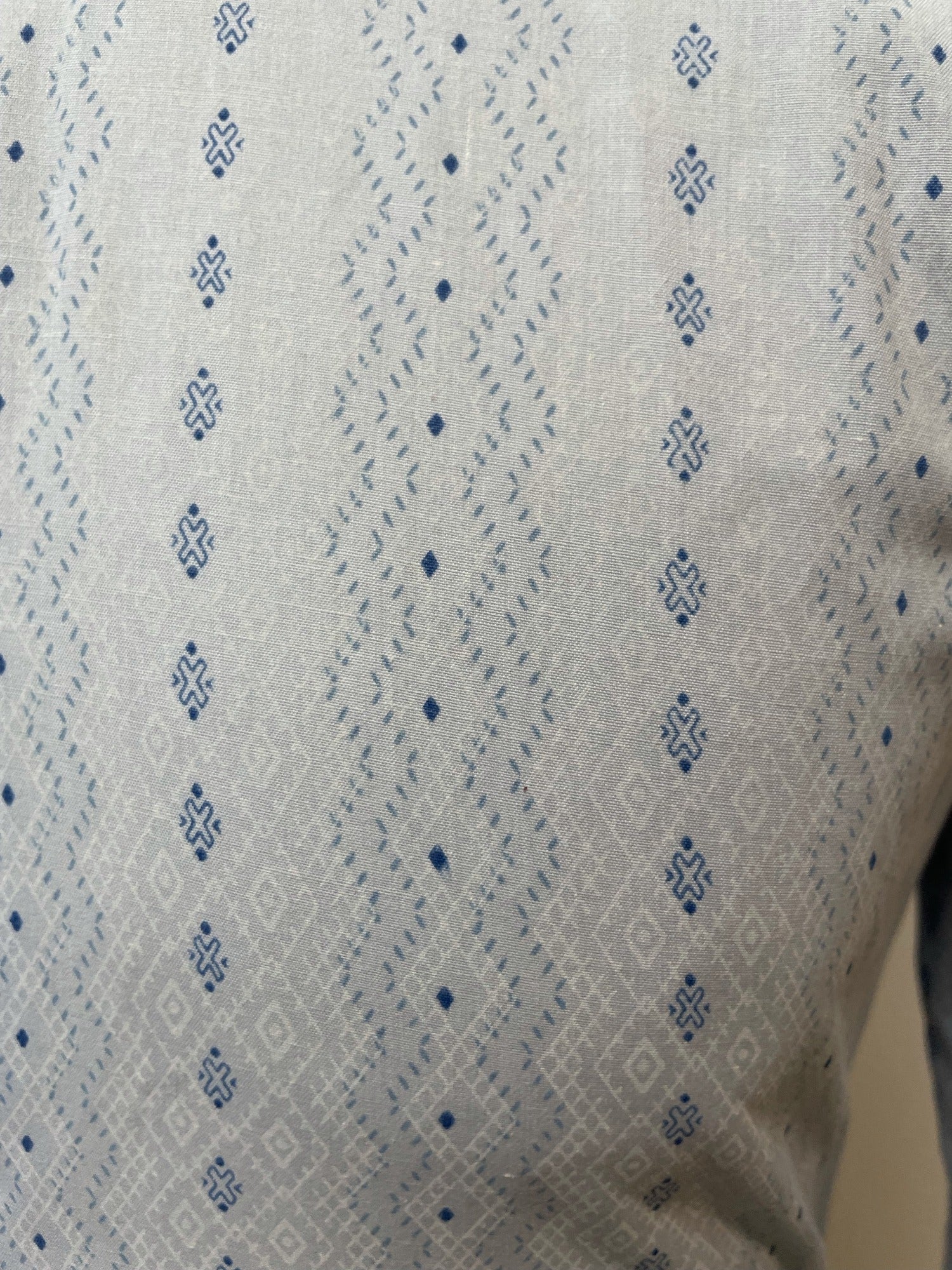 vintage  Urban Village Vintage  urban village  Shirt  S  Permanent Press  patterned  pattern  Mens Shirts  mens  long sleeves  long sleeve  disco  button front  button  Beagle collar  beagle  70s  1970s