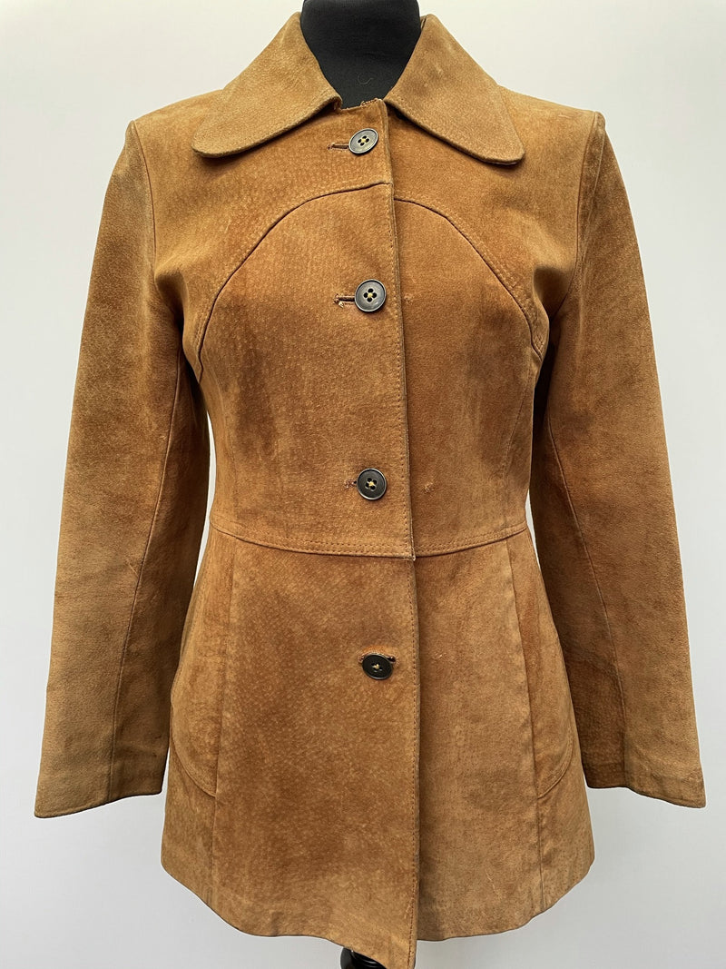 womens  vintage  Urban Village Vintage  urban village  Suede Jacket  Suede  retro  pockets  MOD  long sleeve  light brown  Jacket  collar  coat  button down  button  brown stitch  brown  Beagle collar  8  70s  60s  1970s  1960s