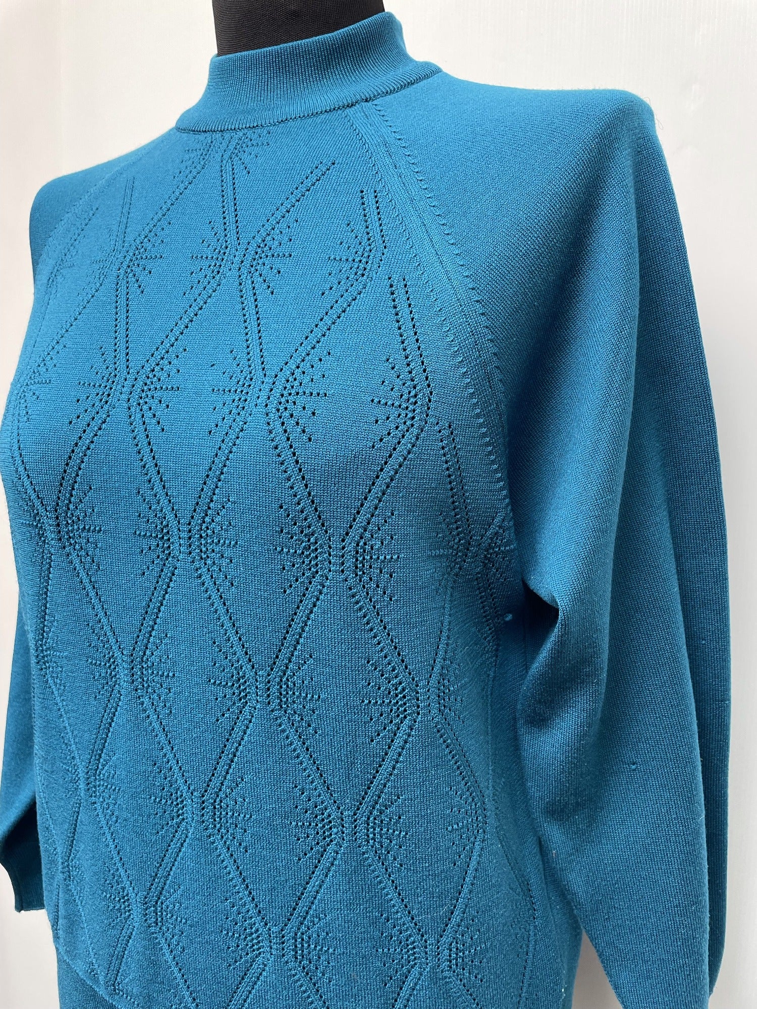 womens  vintage  Urban Village Vintage  urban village  Turquoise  patterned  pattern  MOD  long sleeve  knitwear  knitted  knit  high neck  Berketex  60s  1960s  12