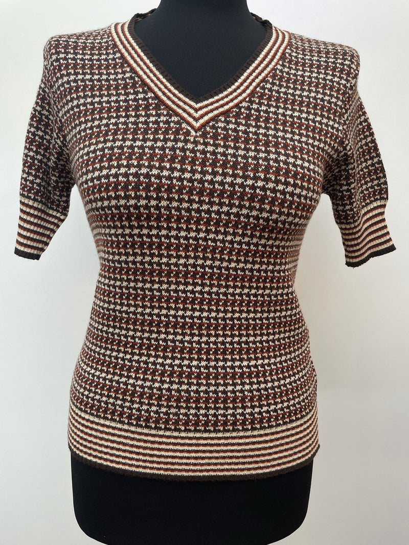 womens  white stag  vintage  vest  v neck  Urban Village Vintage  urban village  patterned  pattern  knitwear  knitted  knit  elasticated  brown  autumnal  70s  1970s  10