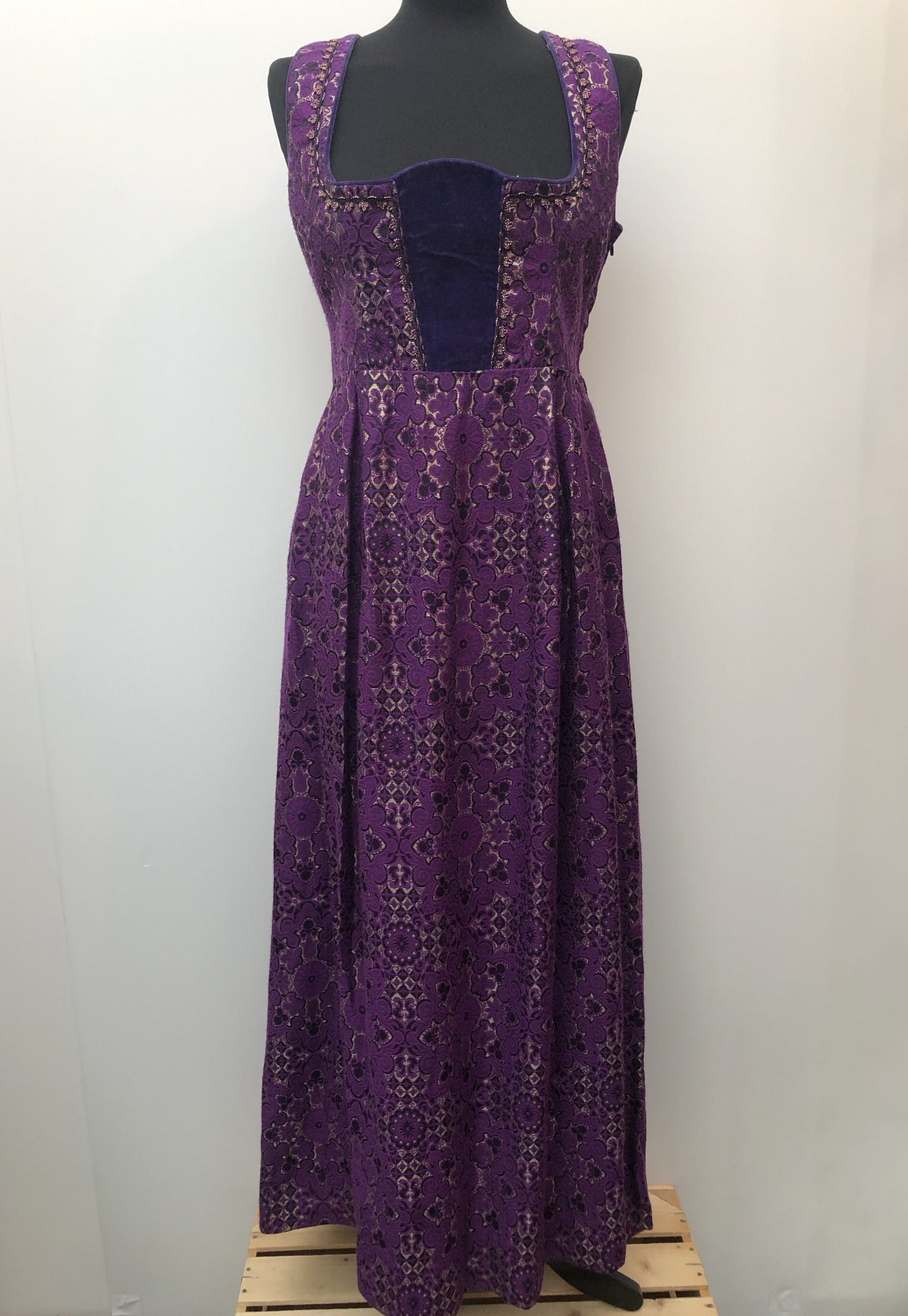 womens  vintage  Urban Village Vintage  summer  purple  medieval  maxi dress  maxi  floral dress  dress  basque design  70s  1970s  10