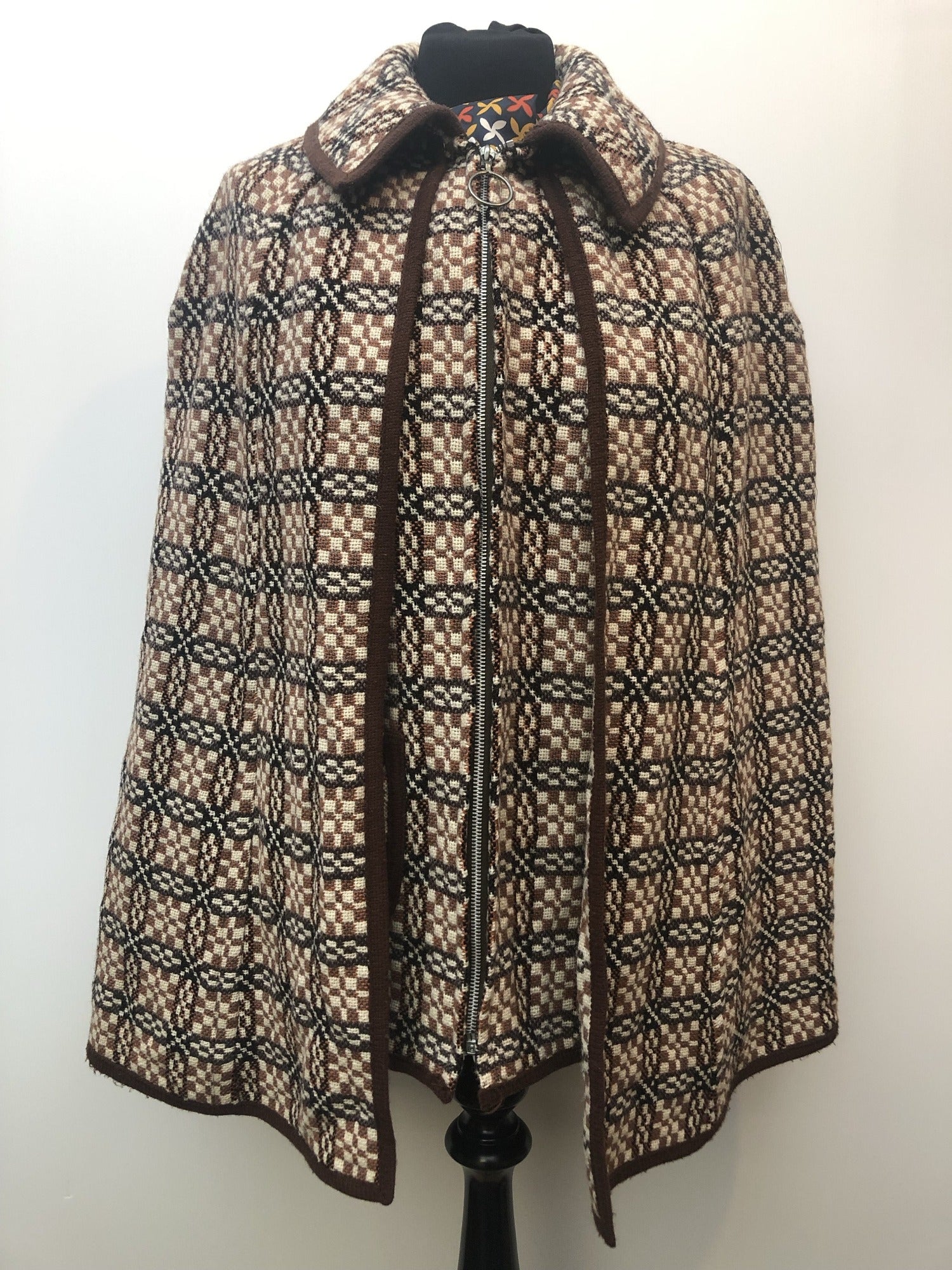 womens  welsh wool  welsh  waistcoat  vintage  two piece  tunic  tapestry  set  MOD  M  green  Gilet  Daffyd Snowdon Design  cape  brown  60s  1960s