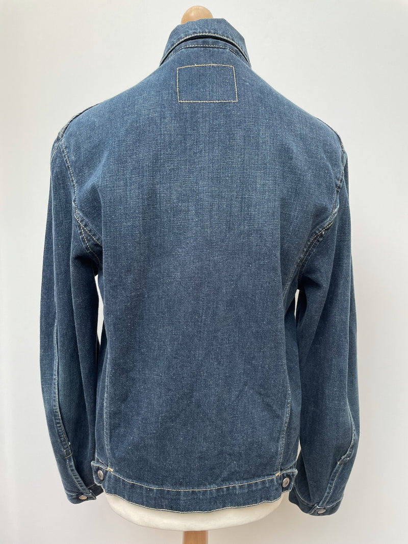 vintage  Urban Village Vintage  urban village  stitch detailing  stitch detail  mens  M  long sleeve  lightweight  levis strauss  levis  levi strauss  levi  Jacket  Denim jacket  denim  collar  chest pockets  chest  button front  button