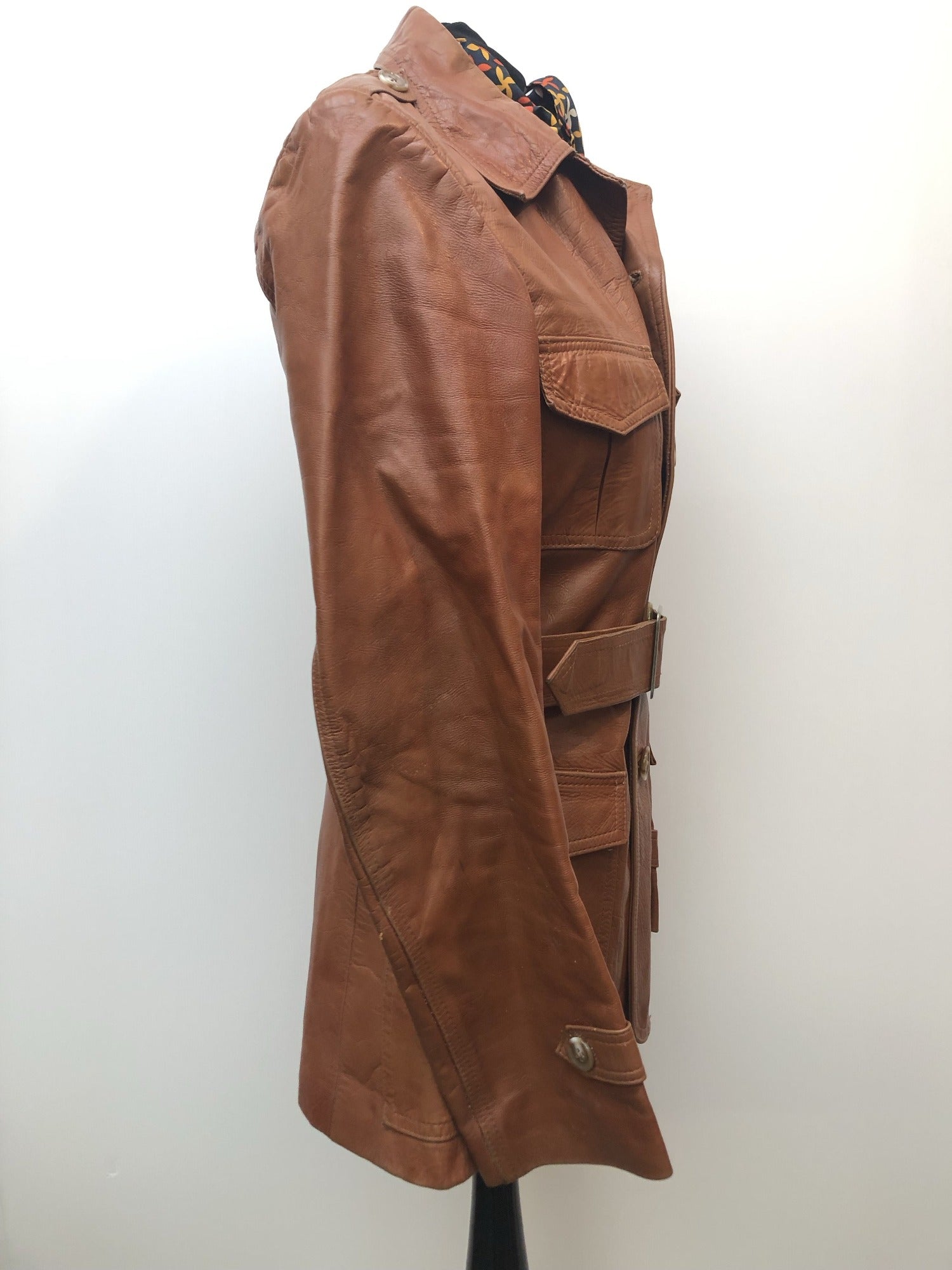 womens  waist belt  vintage  Urban Village Vintage  tan  safari style  Safari jacket  safari  Leather Jacket  Leather  brown  Artex  70s  1970s  10