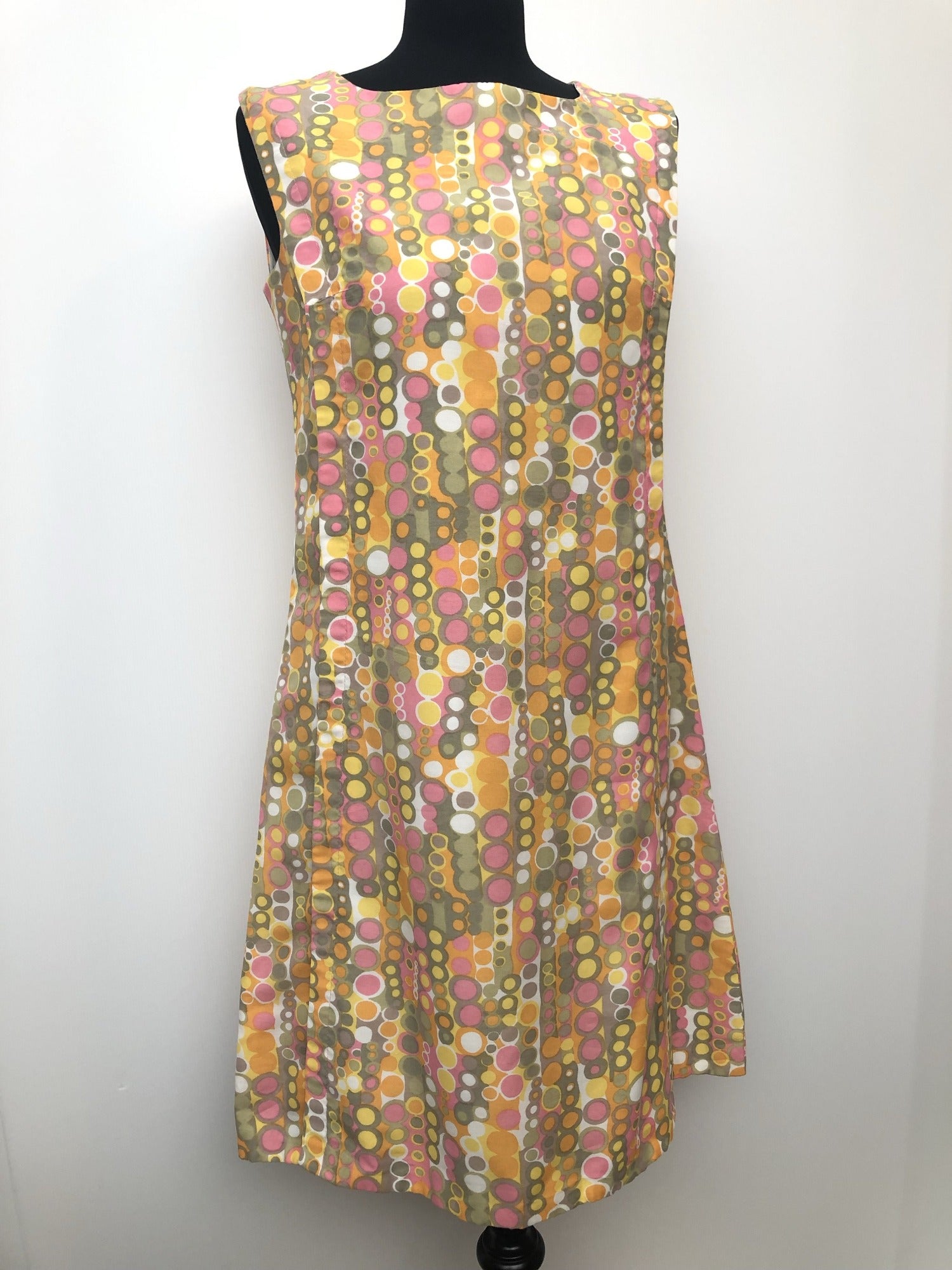 womens  vintage  Urban Village Vintage  sleeveless  pink  multi  MOD  floral print  dress  Circle print  Bernard Freres  60s  1960s  10