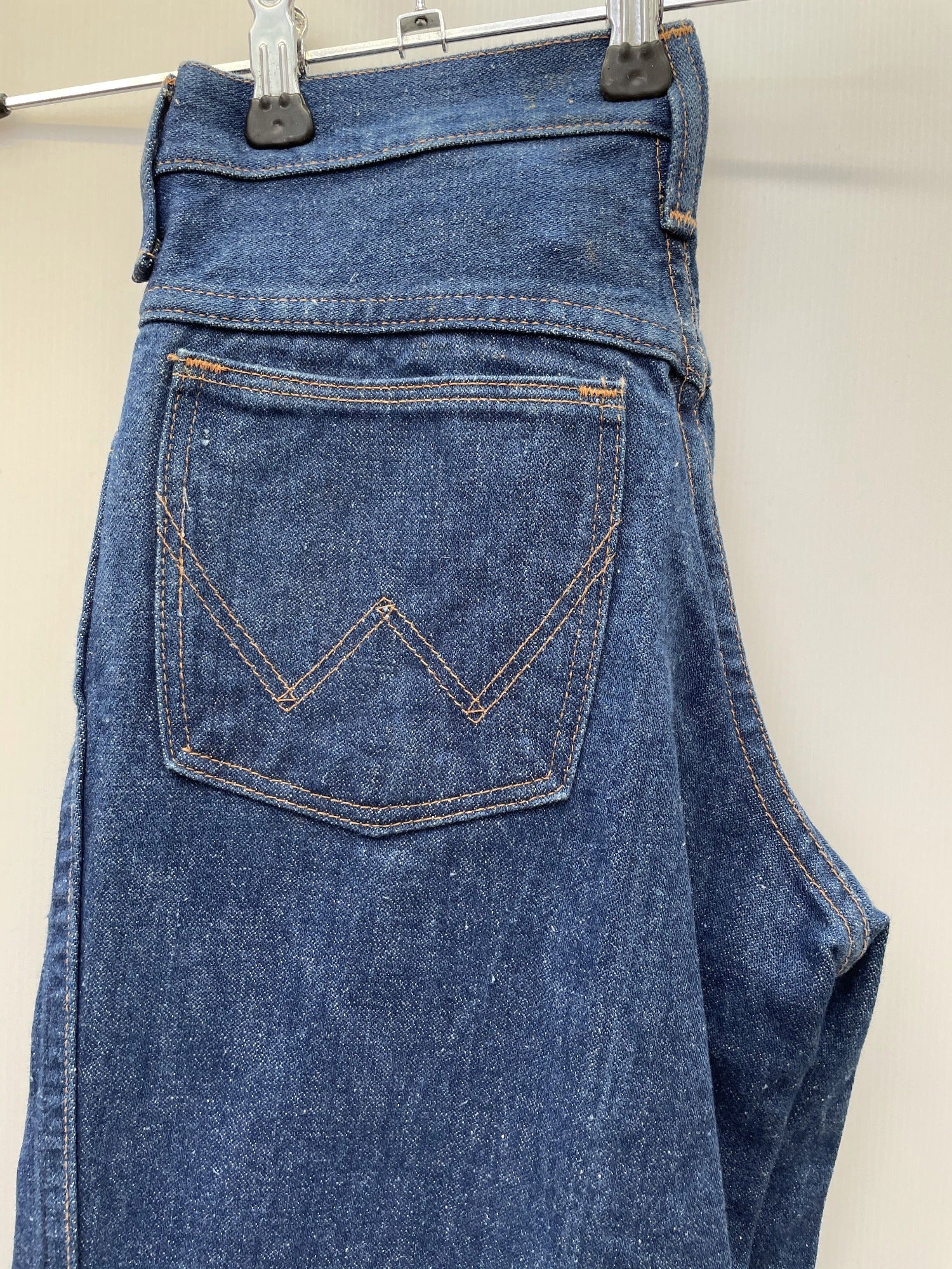 wrangler  vintage  Urban Village Vintage  urban village  stitch detailing  retro  MOD  mens  Light Blue  jeans  jean  Jacket  indigo  flares  denim  brown stitch  blue  70s  70  34  26  1970s