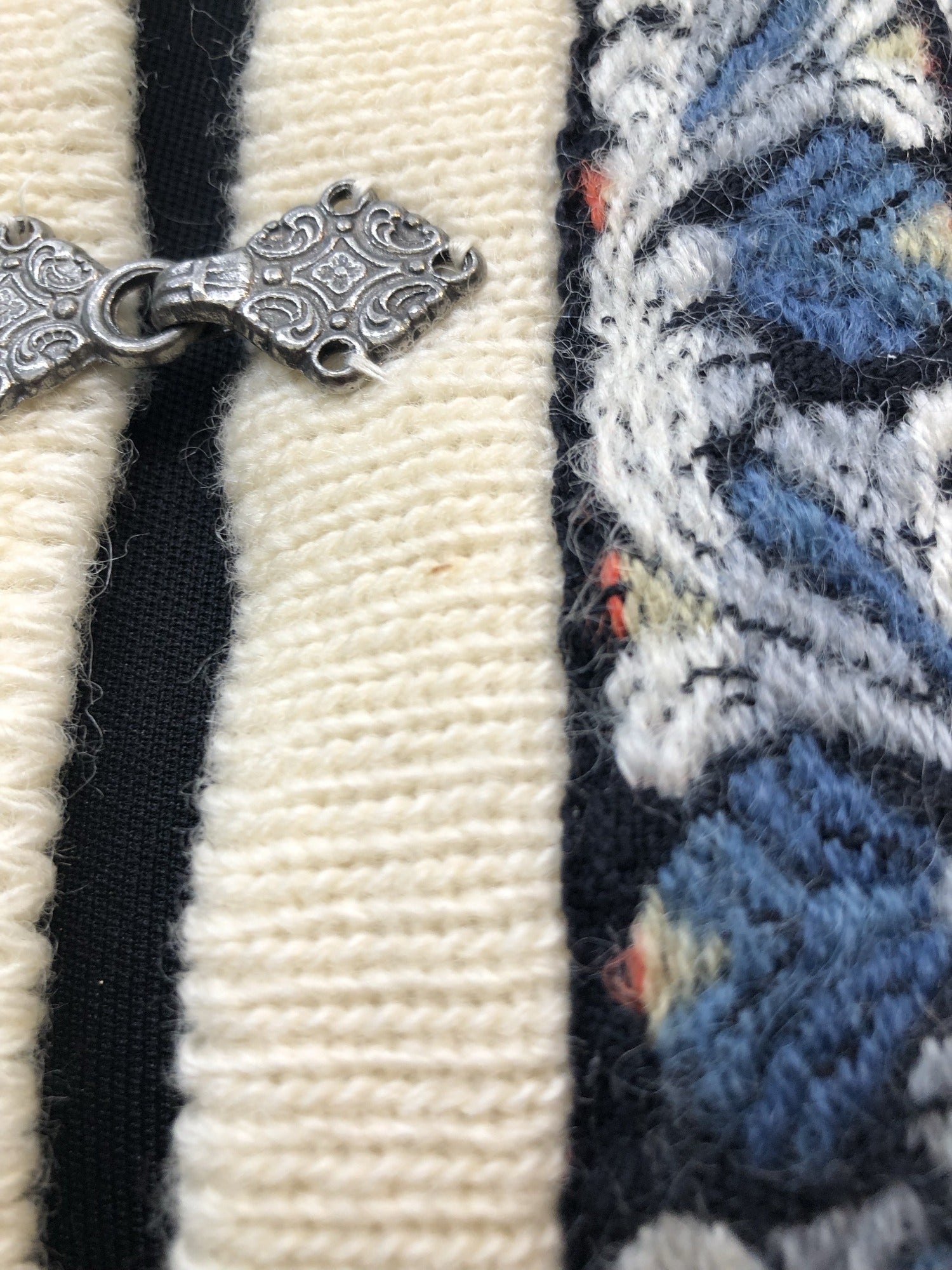 womens  vintage  Urban Village Vintage  patterned  pattern  long sleeve  knitwear  knitted  knit  fairisle  cream  cardigan  blue  70s  1970s  16  14-16  14