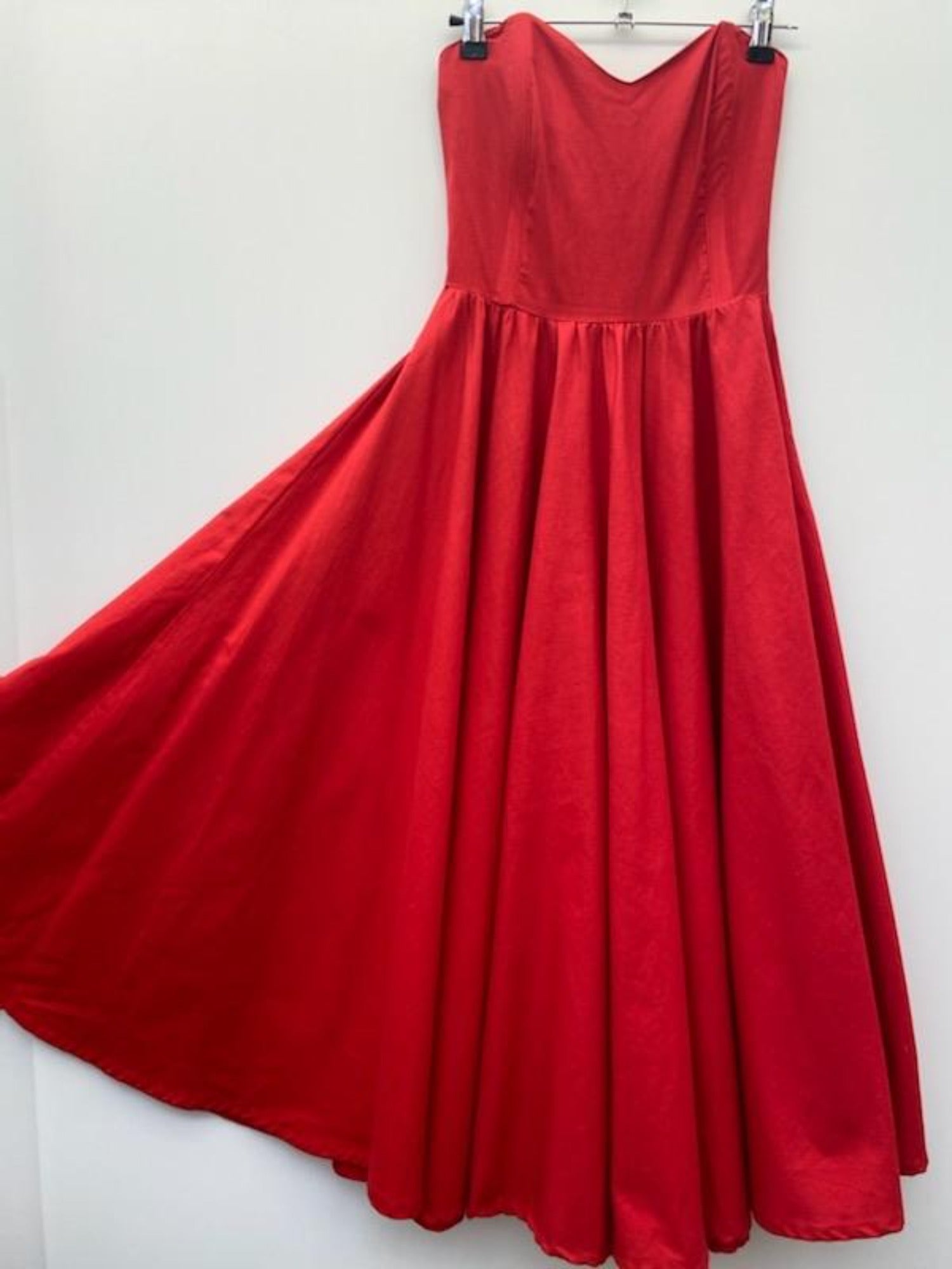 womens  vintage  Urban Village Vintage  urban village  summer dress  summer  straps  retro  Red  full lenth  full length  full circle  evening dress  elasticated  dress  Cotton  chelsea girl  70s  70  4/6  4  1970s