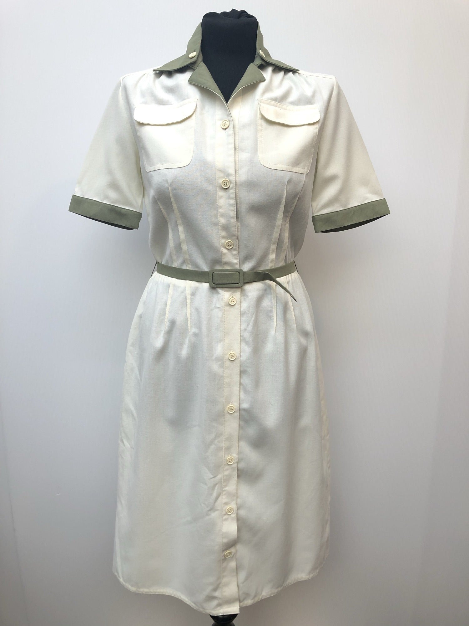 10  womens  white  waist belt  vintage  Urban Village Vintage  Shubette  short sleeved  removable collar  midi dress  midi  green trim  dress  cream  belted dress  70s  1970s