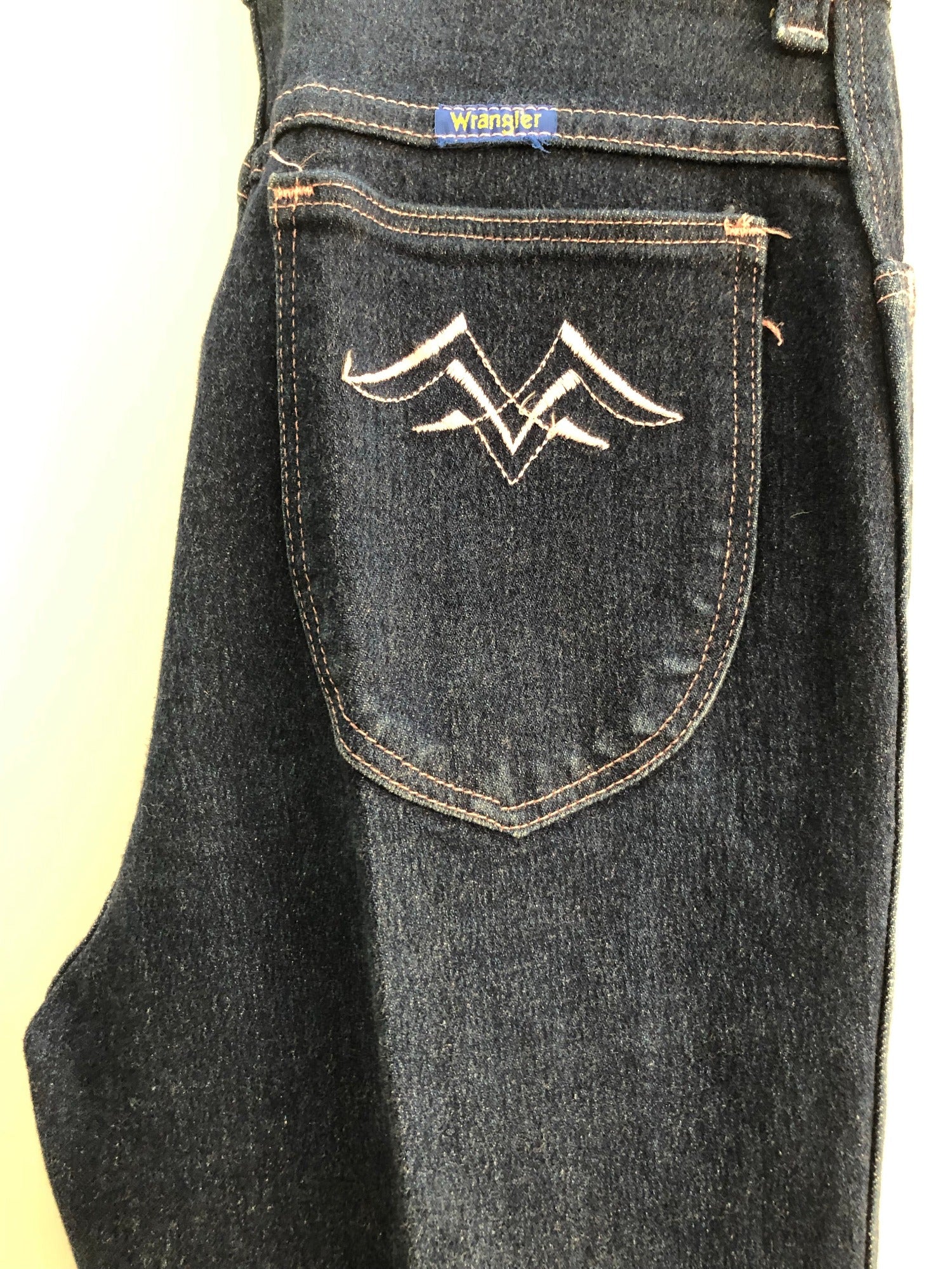 wrangler  w26  vintage  Urban Village Vintage  urban village  stitch detailing  retro  pink stitch  pink embroidery  MOD  Light Blue  L32  jeans  jean  indigo  flares  denim  Blue  8  70s  70  34  26  1970s