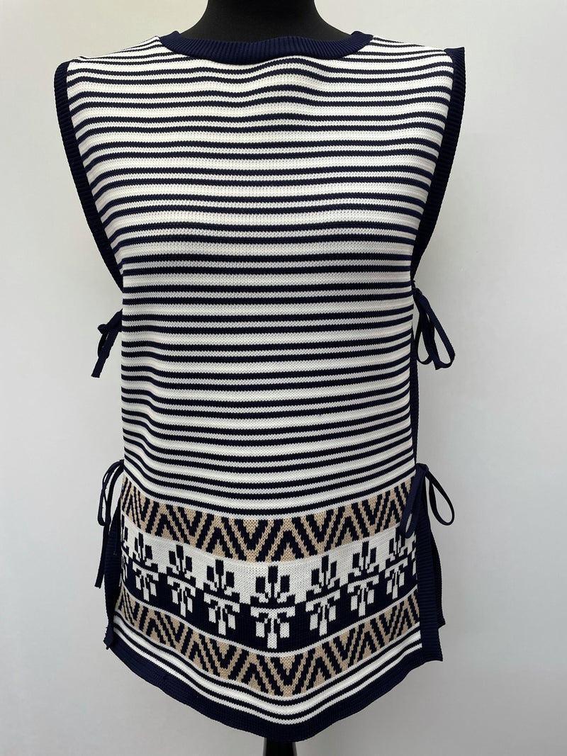 womens  white  vintage  Urban Village Vintage  urban village  tunic top  tunic  tabard  Stripes  string fastening  patterned  pattern  Lightweight Knit  light knit  knitwear  knitted  knit  elasticated  70s  1970s  12  10/12  10