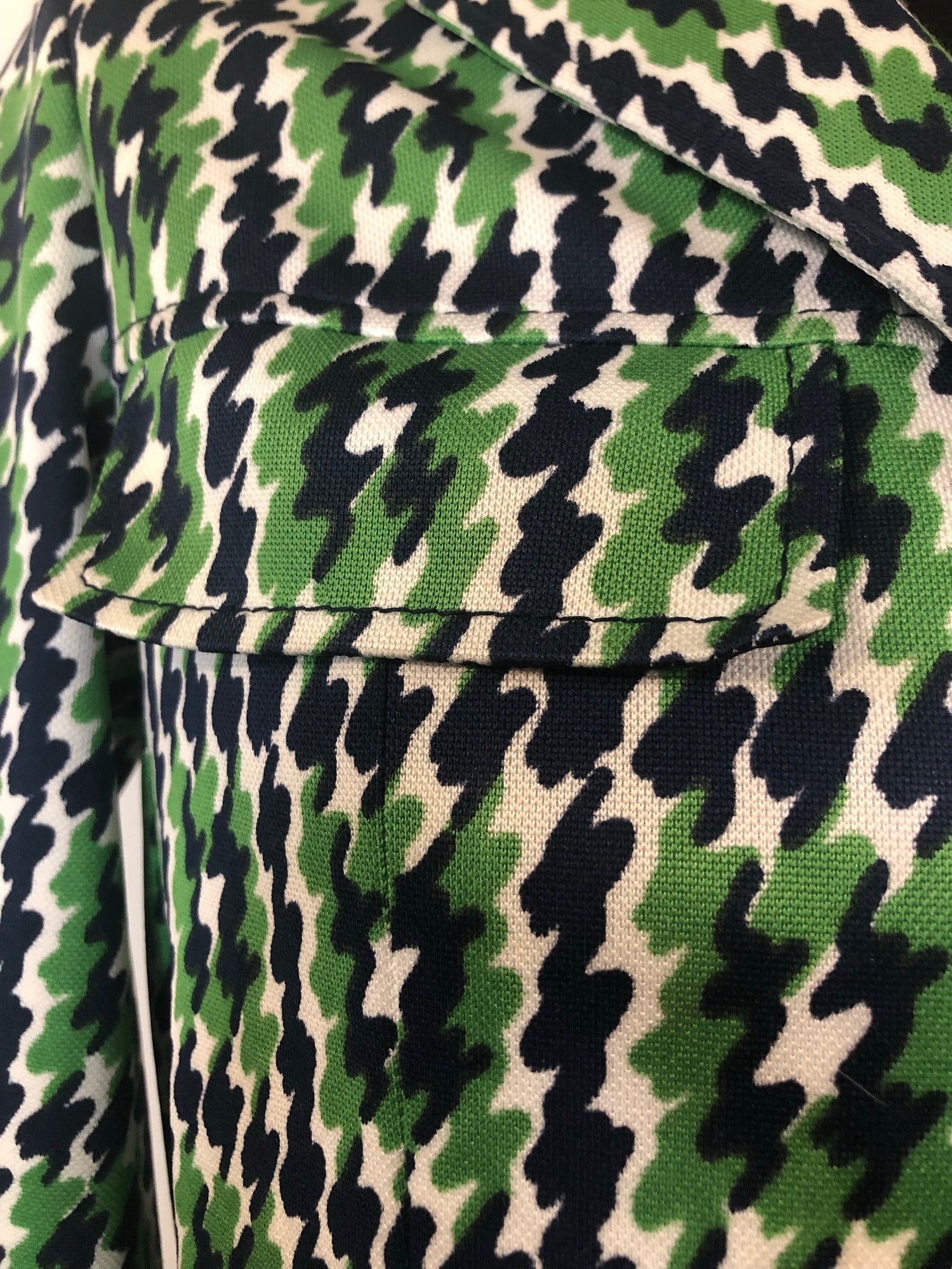 womens  white  vintage  top  print blouse  multi  green  Blue  blouse  beagle collar  70s  1970s  12