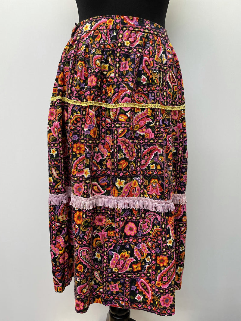 zip back  zip  womens  waist belt  vintage  Urban Village Vintage  urban village  retro  red  pink  Paisley Print  paisley inspired  paisley  orange  MOD  light pink  frilly  frill detail  dress  back zip  8/10  8  70s  1970s  12  10