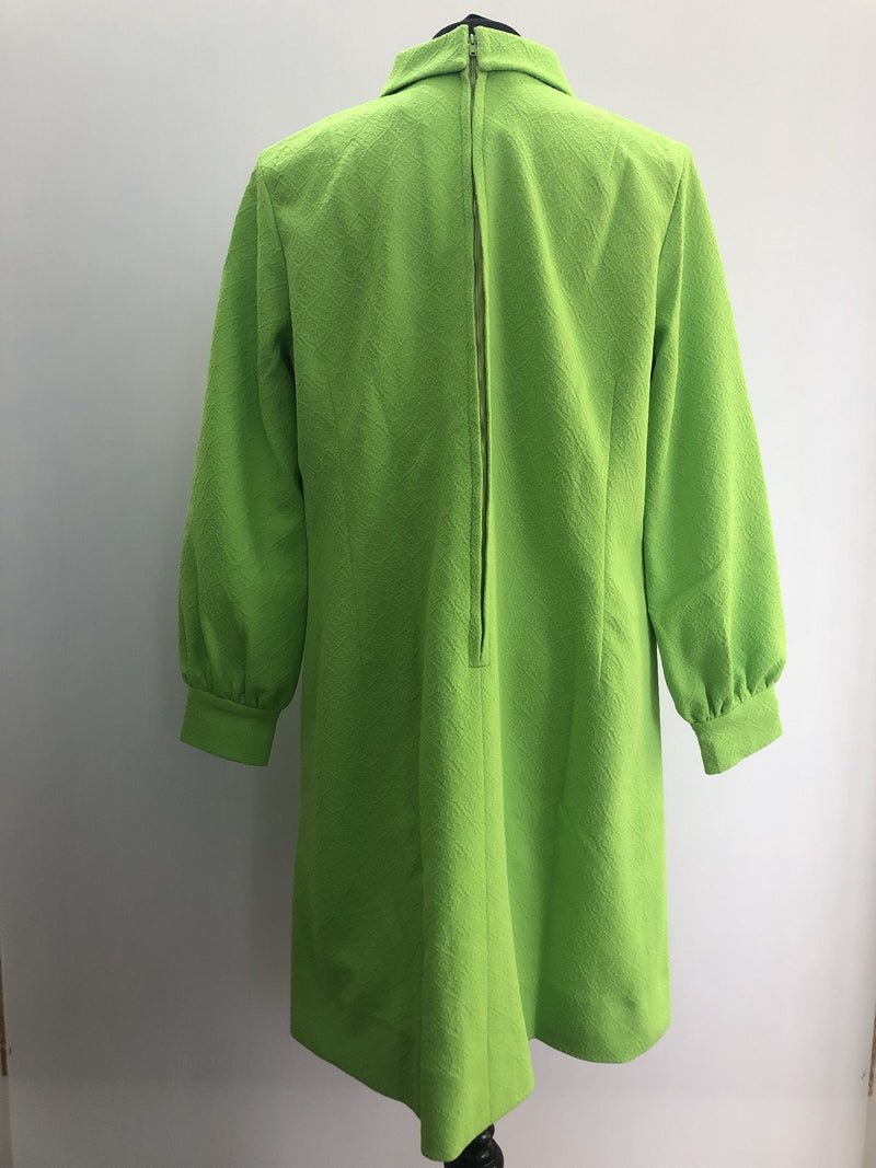 womens  vintage  Urban Village Vintage  MOD  mini dress  Green  dress  back zip  60s  1970s  1960s  14