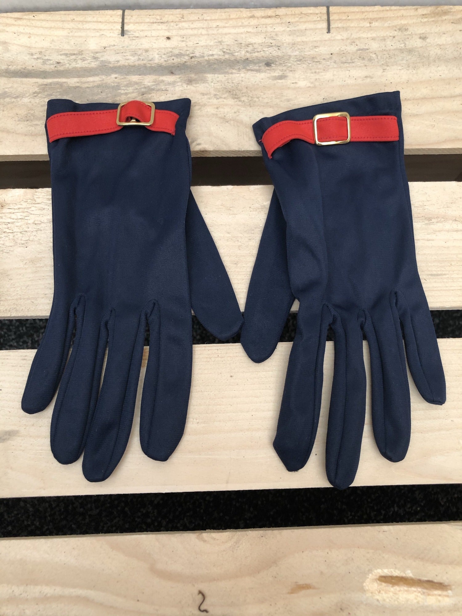 womens accessories  womens  vintage  Urban Village Vintage  tight fitting  S  Red  Navy  gloves  button detail  buckle strap  buckle detail  60s  1960s