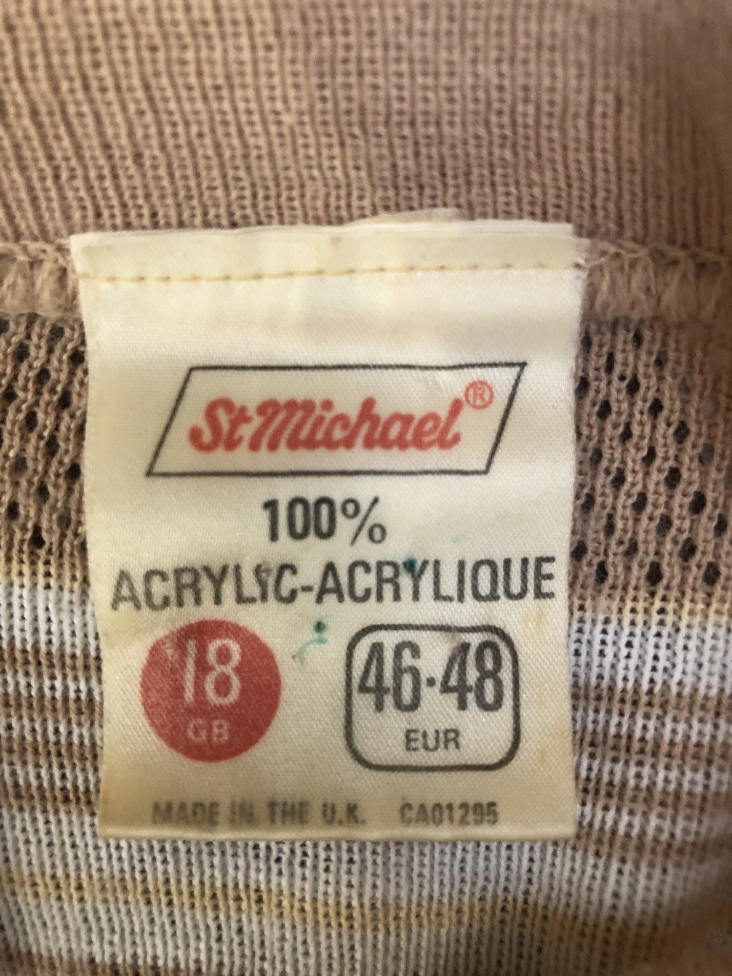 white  vintage  Urban Village Vintage  top  sweater  stripes  orange  Lightweight Knit  light knit  knitwear  knitted  knit  jumper  brown  70s  1970s