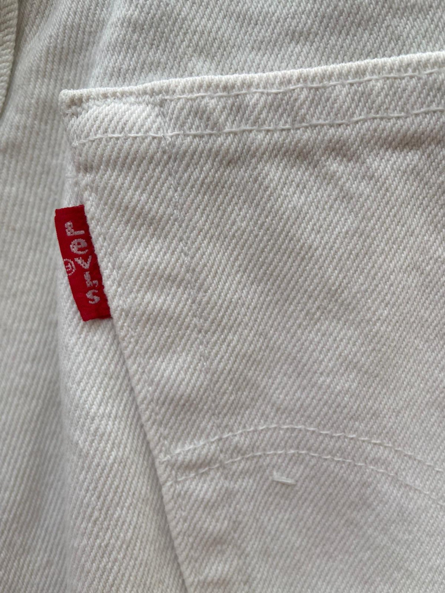 womens  white  W30  vintage  Urban Village Vintage  urban village  slacks  retro  pockets  levis  levi strauss  levi  L30  jeans  Denim Co  denim  30