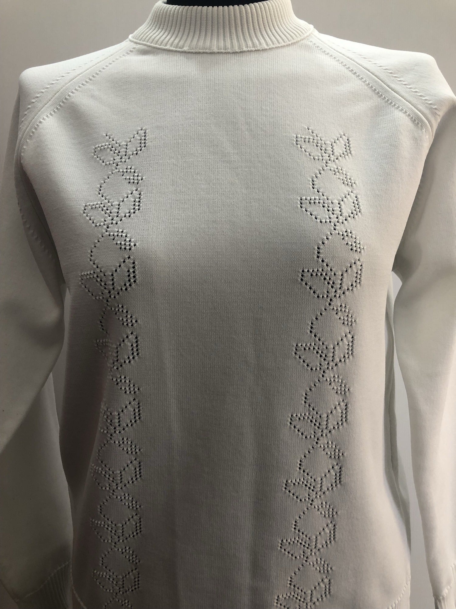 womens  white  vintage  Urban Village Vintage  urban village  MOD  long sleeve  knitwear  knitted  knit  jumper  60s  1960s  12