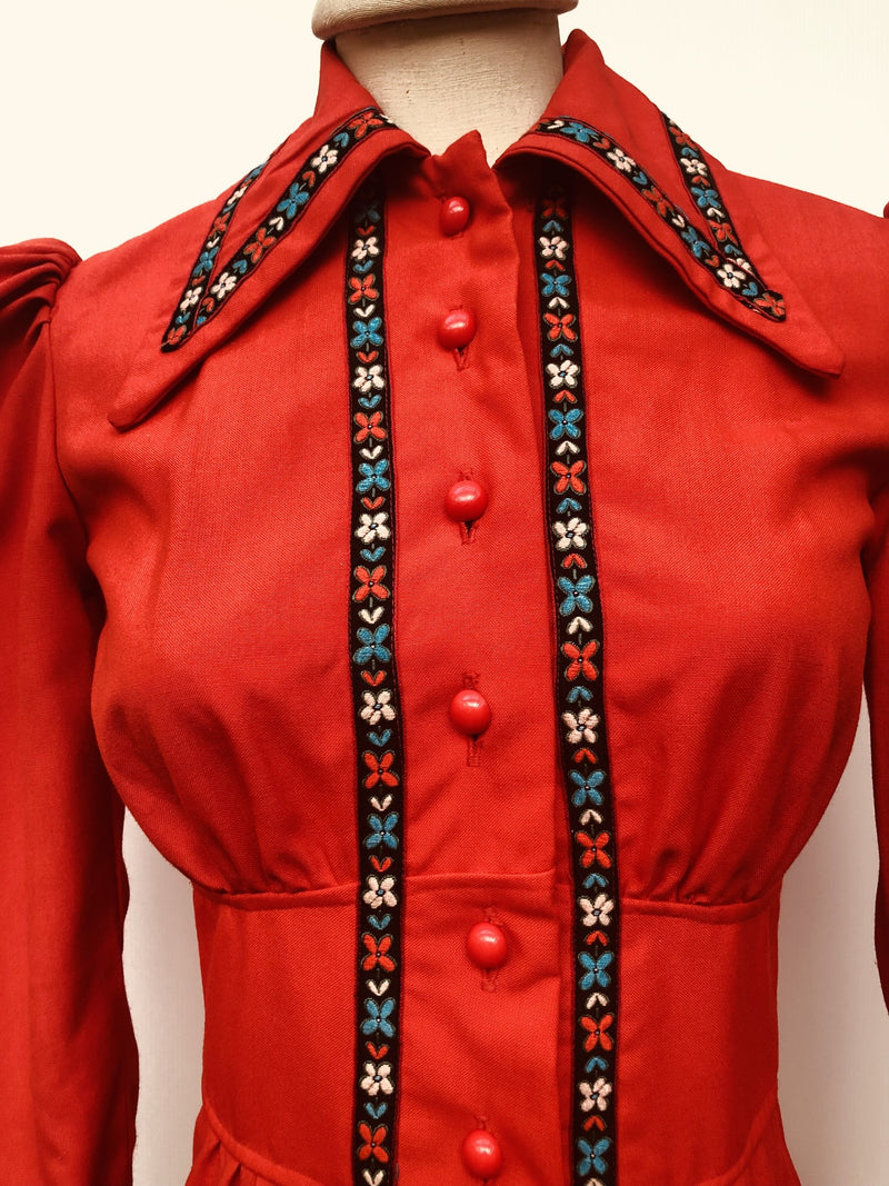 womens  vintage  Urban Village Vintage  urban village  Suede Jacket  Suede  press stud fastening  pockets  Paul Blanche  long sleeve  Jacket  Green  coat  60s  1960s  12