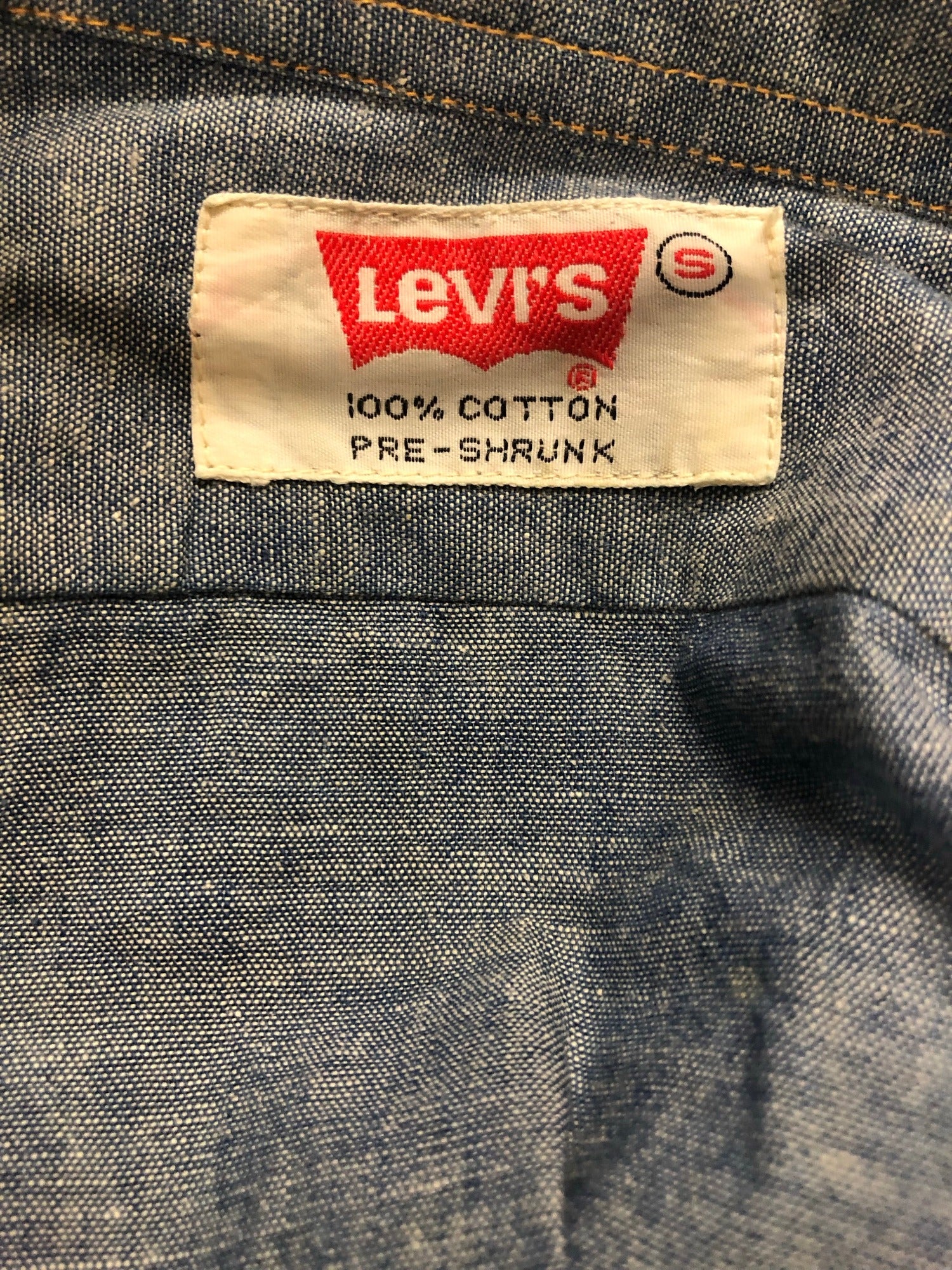 womens shirt  womens  western shirt  western  vintage  Urban Village Vintage  urban village  top  sleeve  shirt sleeve  shirt  pre-shrunk shirt  orange tab  long sleeves  long sleeve  levis  dagger collar  collar  button down  button