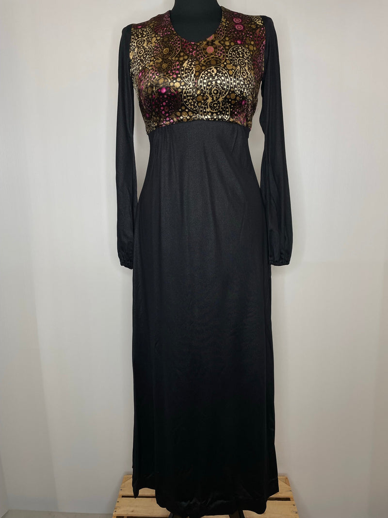 zip back  woodstock  womens  vintage  velveteen  velvet  Urban Village Vintage  psychedelic  psych  hippy  hippie  dress  black  8  70s  1970s