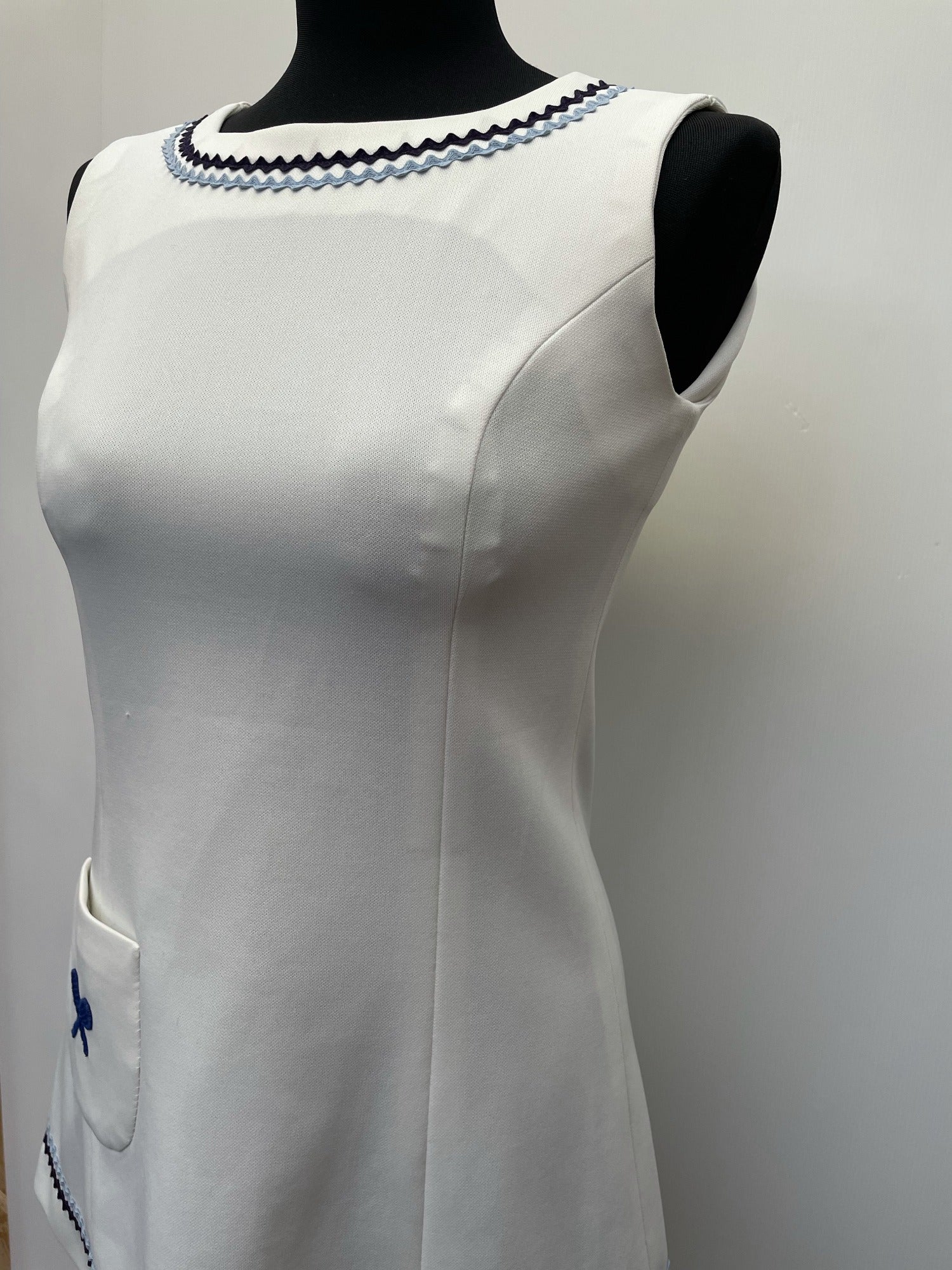 zip back  zip  womens  white  waist belt  vintage  Urban Village Vintage  urban village  tennis  Stripes  stitch detailing  stitch detail  squiggle  sportswear  sleeveless  MOD  mini dress  mini  dress  8  60s  1960s