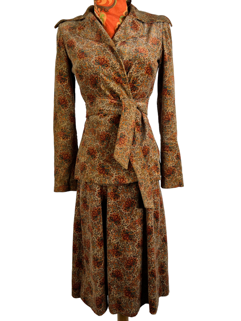 zero waste  womens  waist belt  vintage  velvet  Urban Village Vintage  UK  two piece  twin set  top  tie waist belt  thrifted  thrift  sustainable  style  store  slow fashion  Skirts  skirt  shop  second hand  save the planet  reuse  retro  recycled  recycle  recycable  preloved  online  ladies  Jacket  high waisted  floral  fashion  ethical  Eco friendly  Eco  concious fashion  collar  clothing  clothes  brown print  blazer jacket  Birmingham  big collar  70s  70  6  1970s