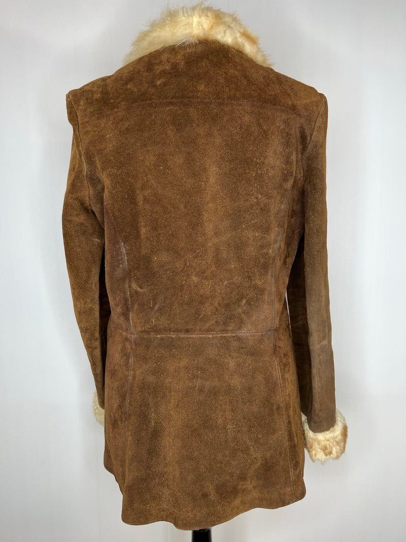 zip front  zip  womens  vintage  Urban Village Vintage  urban village  Suede Jacket  Suede  sheepskin collar  Sheepskin  pockets  long sleeve  Jacket  hippy  hippie  Deybridge Wells  dark brown  coat  brown  70s  1970s  10
