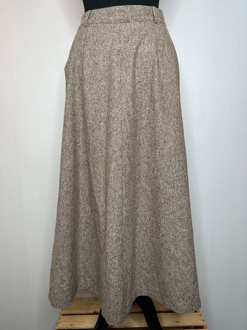 womens  winter skirt  vintage  Urban Village Vintage  urban village  stripe  Skirts  skirt  retro  jaeger  high waisted  high waist  Grey  circle skirt  A-Line  8  70s  70  1970s