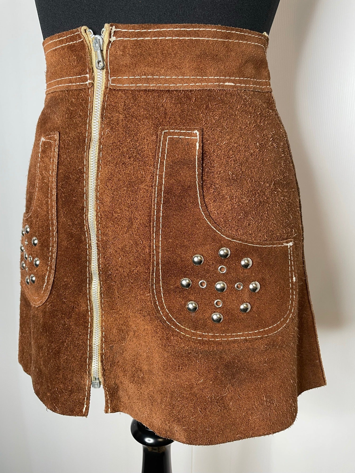 zip  womens  vintage  Urban Village Vintage  urban village  suede  Skirts  skirt  modette  mod  mini skirt  micro mini  a-line  70s  60s  6  1970s  1960s