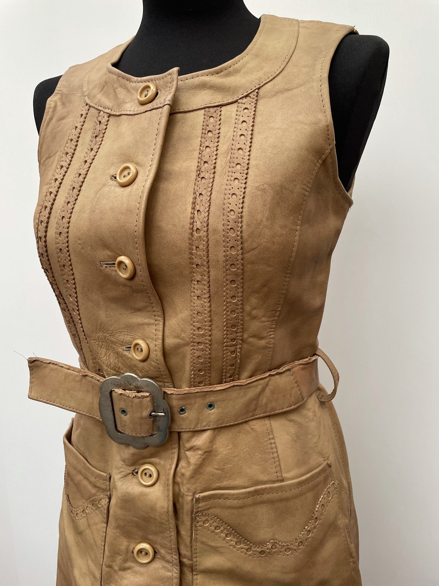 womens  waist belt  vintage  Urban Village Vintage  urban village  suede and leathercraft limited  sleevless  retro  pockets  MOD  midi dress  midi  Leather Dress  Leather  dress  button  brown  Belted waist  belted dress  belted  belt  beige  8