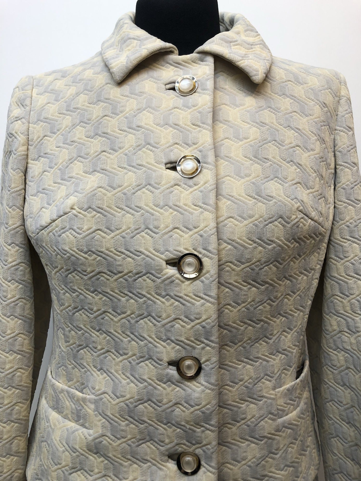 womens  vintage  Urban Village Vintage  two piece  suit  set  patterned dress  patterned  mod  matching set  Jacket  Grey  dress  cream  blazer jacket  Blazer  60s  1960s  10