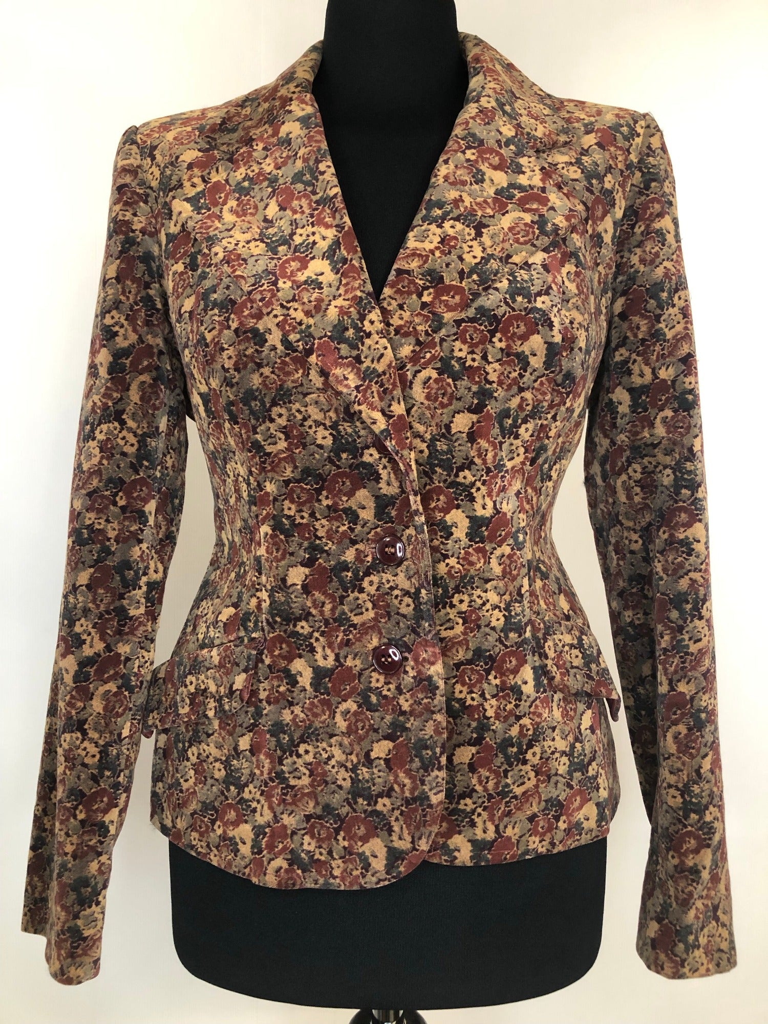 womens jacket  womens coat  womens  vintage  Urban Village Vintage  urban village  retro  red  pockets  multi  long sleeve  Jacket  Floral  Feminella  brown  blazer jacket  Blazer  70s  1970s  10