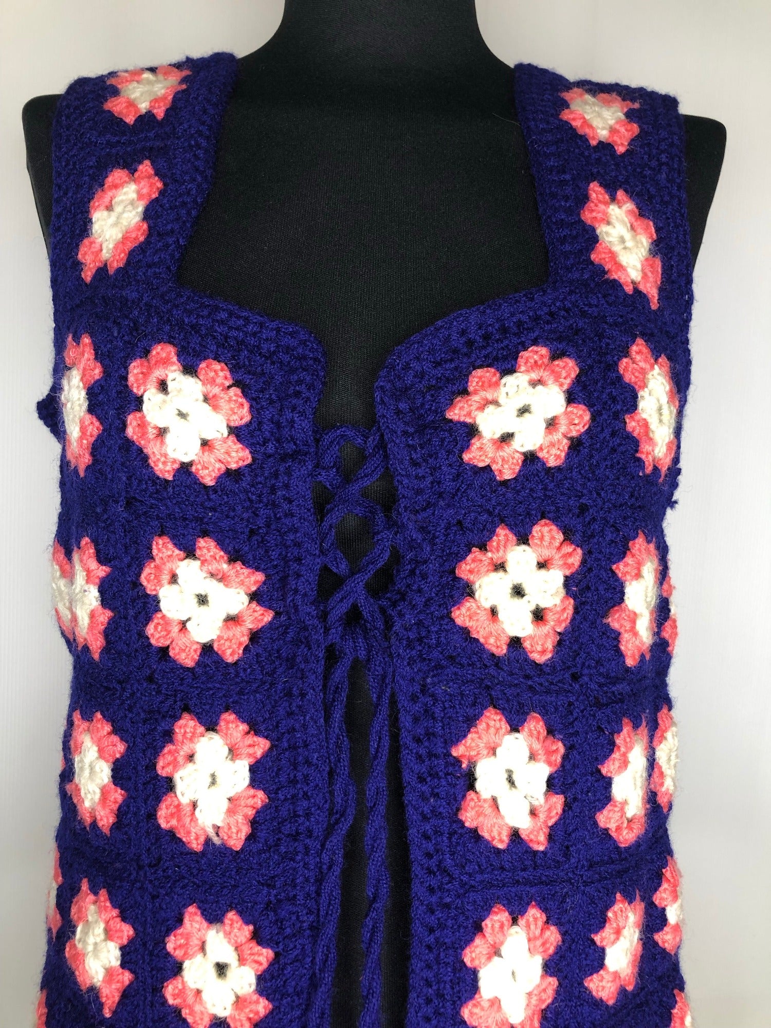 womens  vintage  Urban Village Vintage  urban village  tunic top  top  multi  MOD  knit  floral  blue  60s  1960s  12