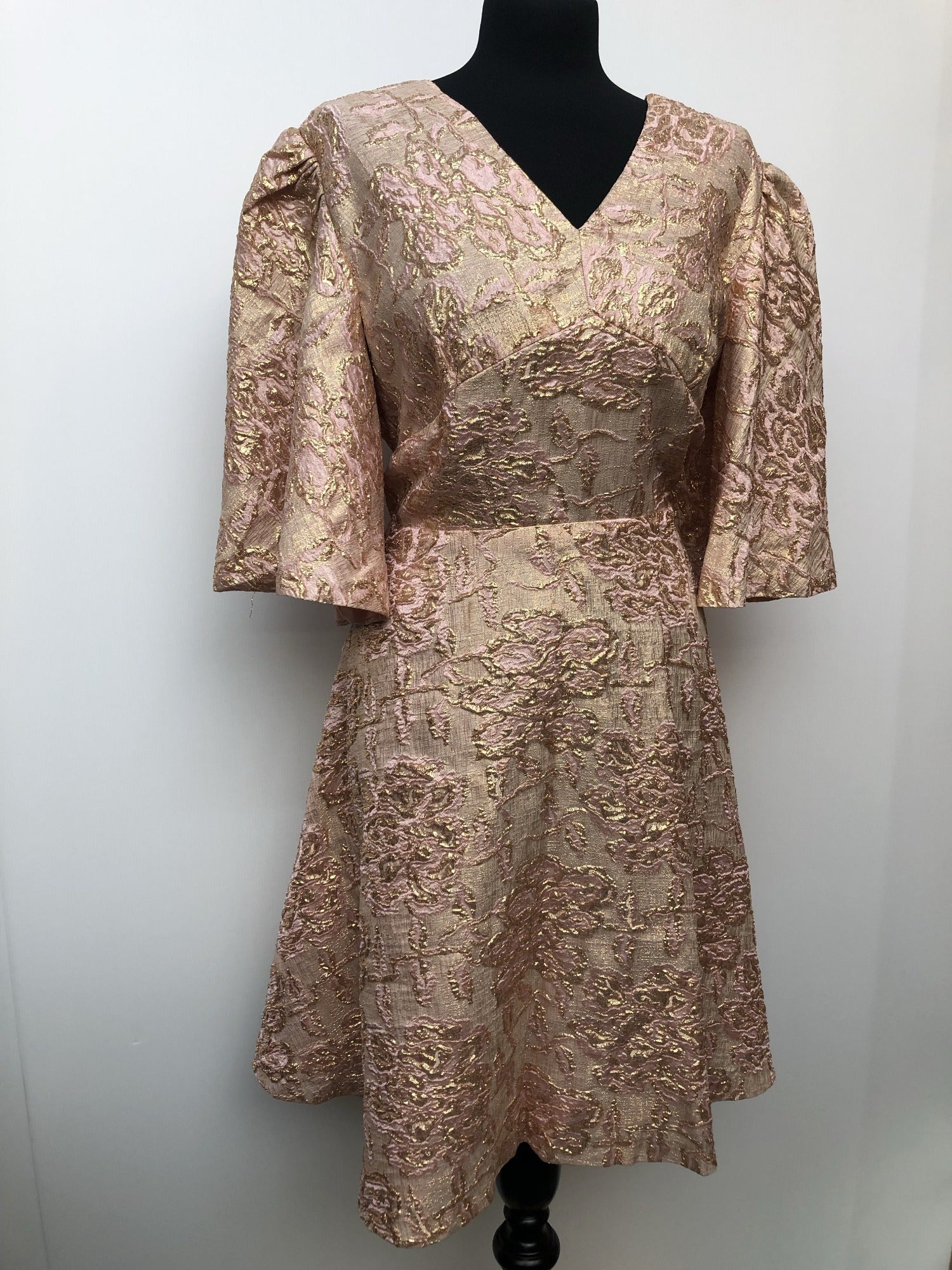 zip  womens  wide sleeve  vintage  V-Neck  Urban Village Vintage  urban village  pink  metallic  lurex  gold  glitter  evening dress  dress  back zip  70s  1970s  14