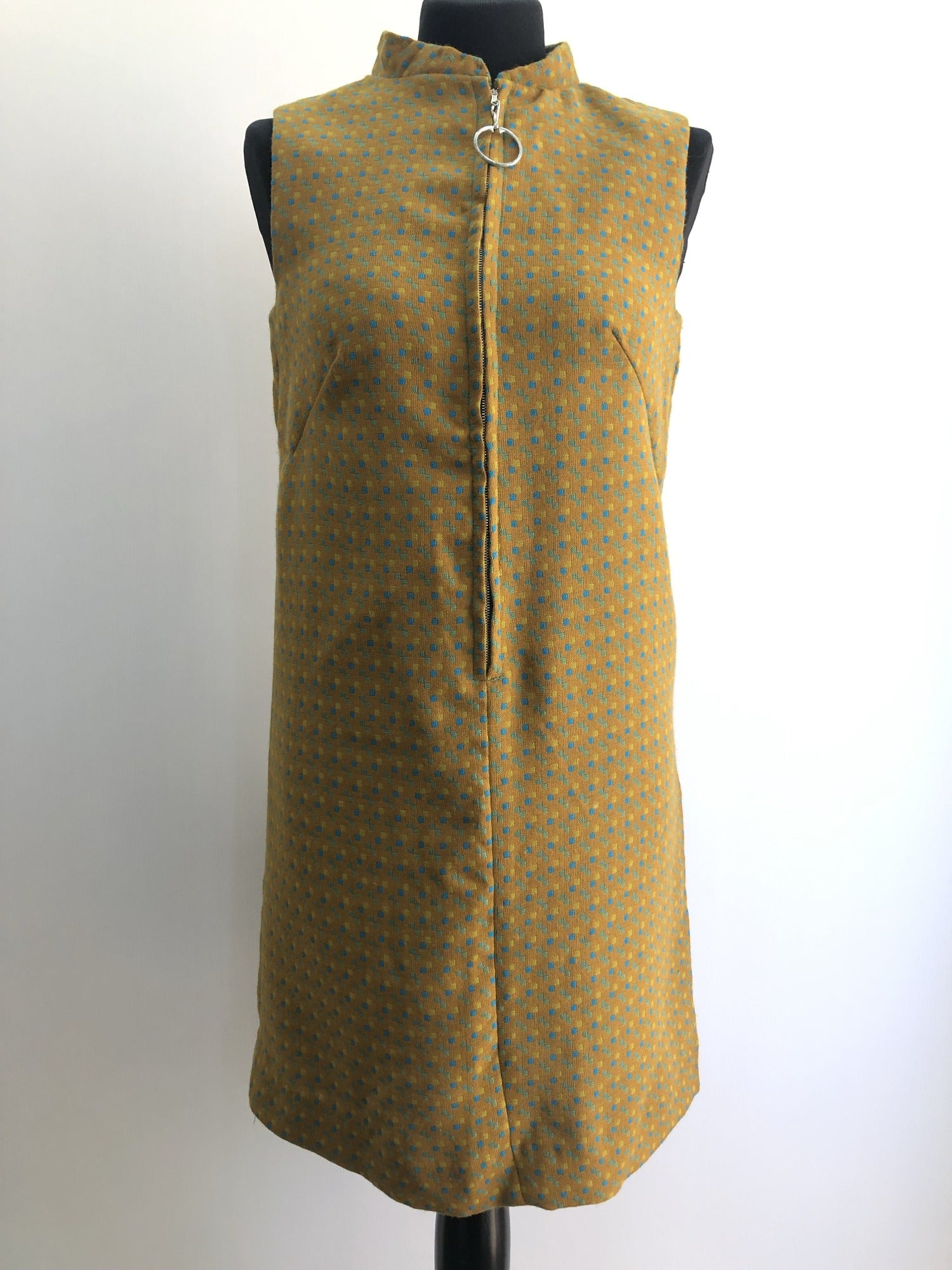 zip front dress  yellow  womens  vintage  Urban Village Vintage  square print  sleevless  retro  mustard  MOD  dress  circle zip  back zip  60s  1960s