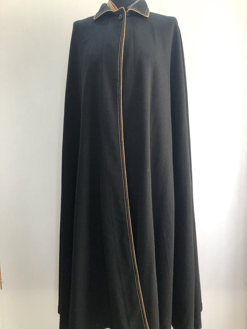 wool  womens  vintage  Urban Village Vintage  stitch detailing  mono  jackety  Cojana London  cape jacket  cape  black  60s  1960s  10