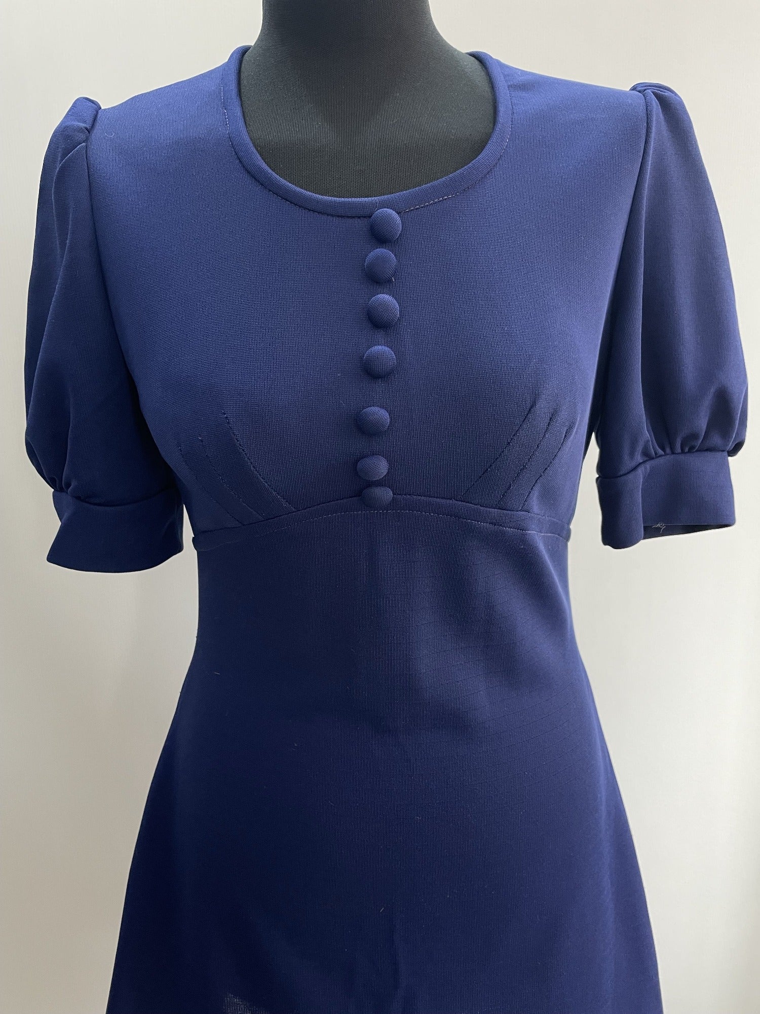 zip back  womens  vintage  Urban Village Vintage  short dress  scooter dress  scooter  puff shoulder  modette  MOD  mini dress  micro mini  dress  dolly dress  dolly  blue  A-line  8  60s  1960s