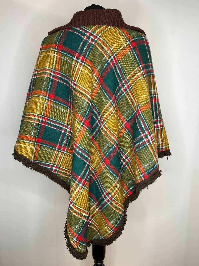 vintage  Urban Village Vintage  tassle  tartan  S  red  poncho  green  fringed  fringe  check  cape  brown  60s  1960s